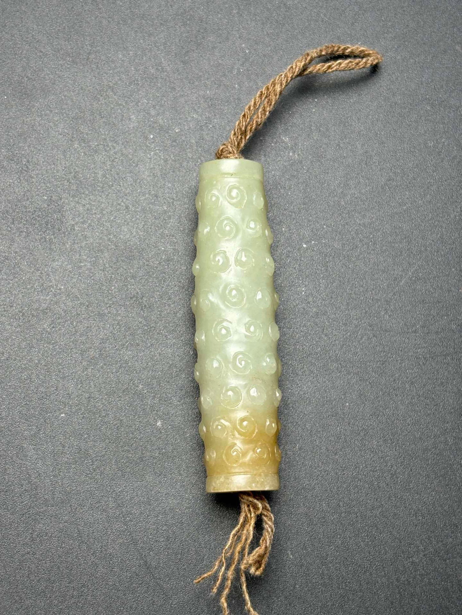 An Exquisite White Jade Pendant: An Exquisite White Jade Pendant,Qing Dynasty,China,Size:15mmx61mm,Weight:25g 白玉挂件,中国清代