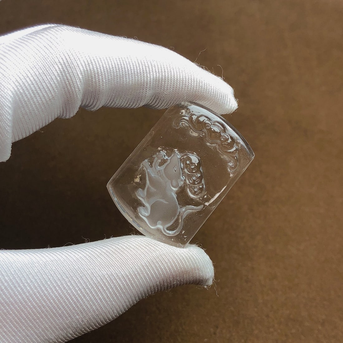 An Exquisite Crystal Mouse Pattern Pendant - 3