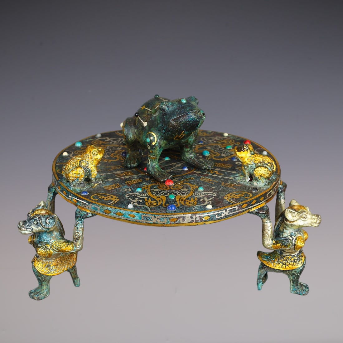 An Exquisite Bronze Inlaid Gold Inlaid Gems Frog Pattern With Inscription Plate: An Exquisite Bronze Inlaid Gold Inlaid Gems Frog Pattern With Inscription Plate Han Dynasty, China Size:11.4inx7.5in