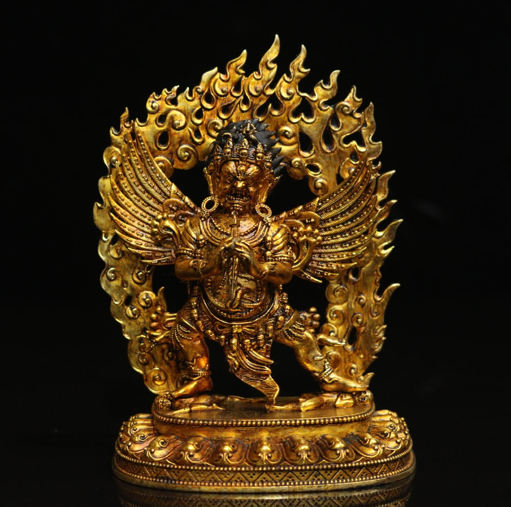 An Exquisite Gilt Bronze Statue of Vajra Ornament: An Exquisite Gilt Bronze Statue of Vajra Ornament Ming Dynasty, China Size:4.9inx3.3in Weight:475g铜鎏金普巴金刚摆件