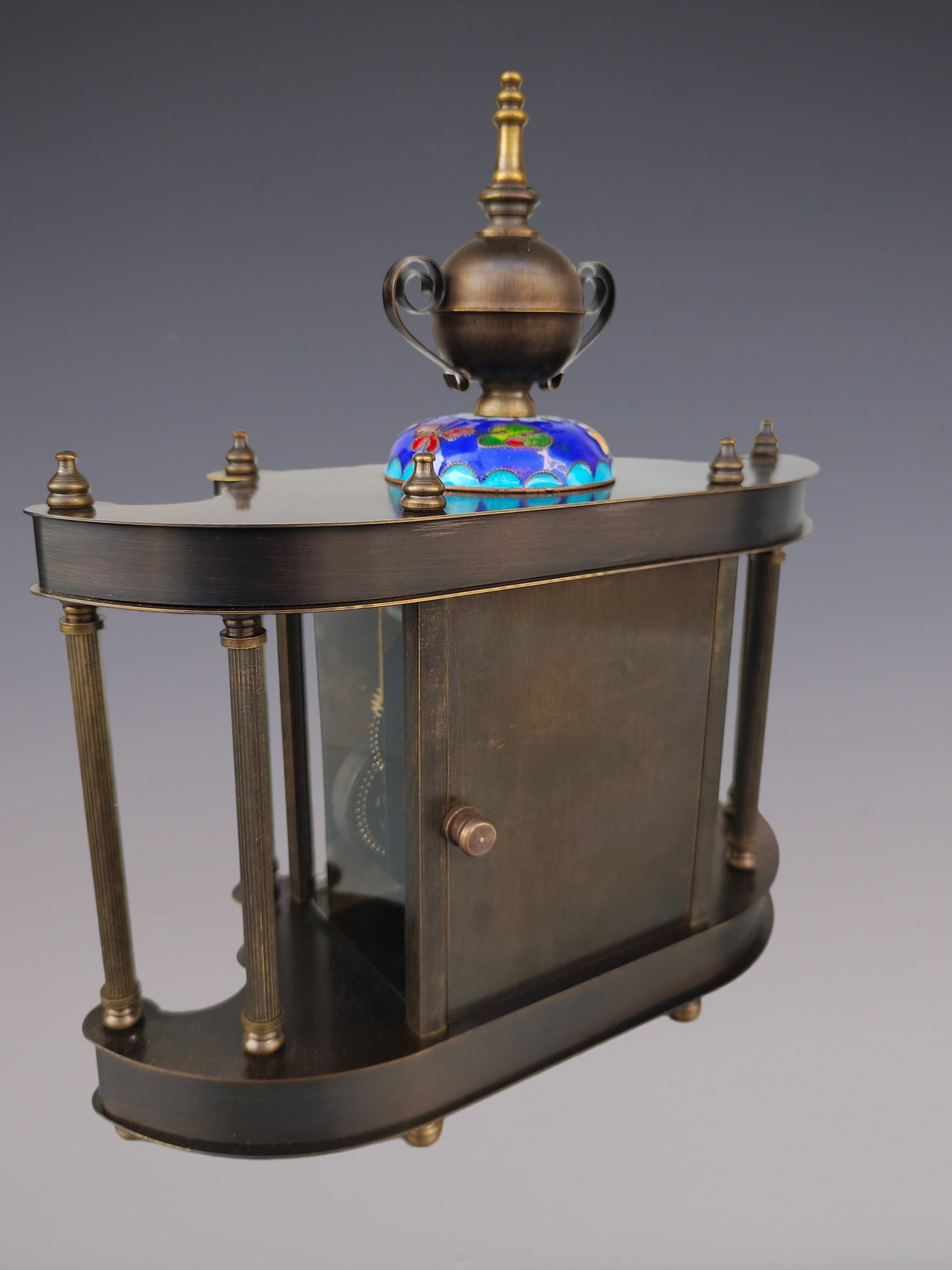 An Exquisite Bronze Lotus Pattern Clock - 4