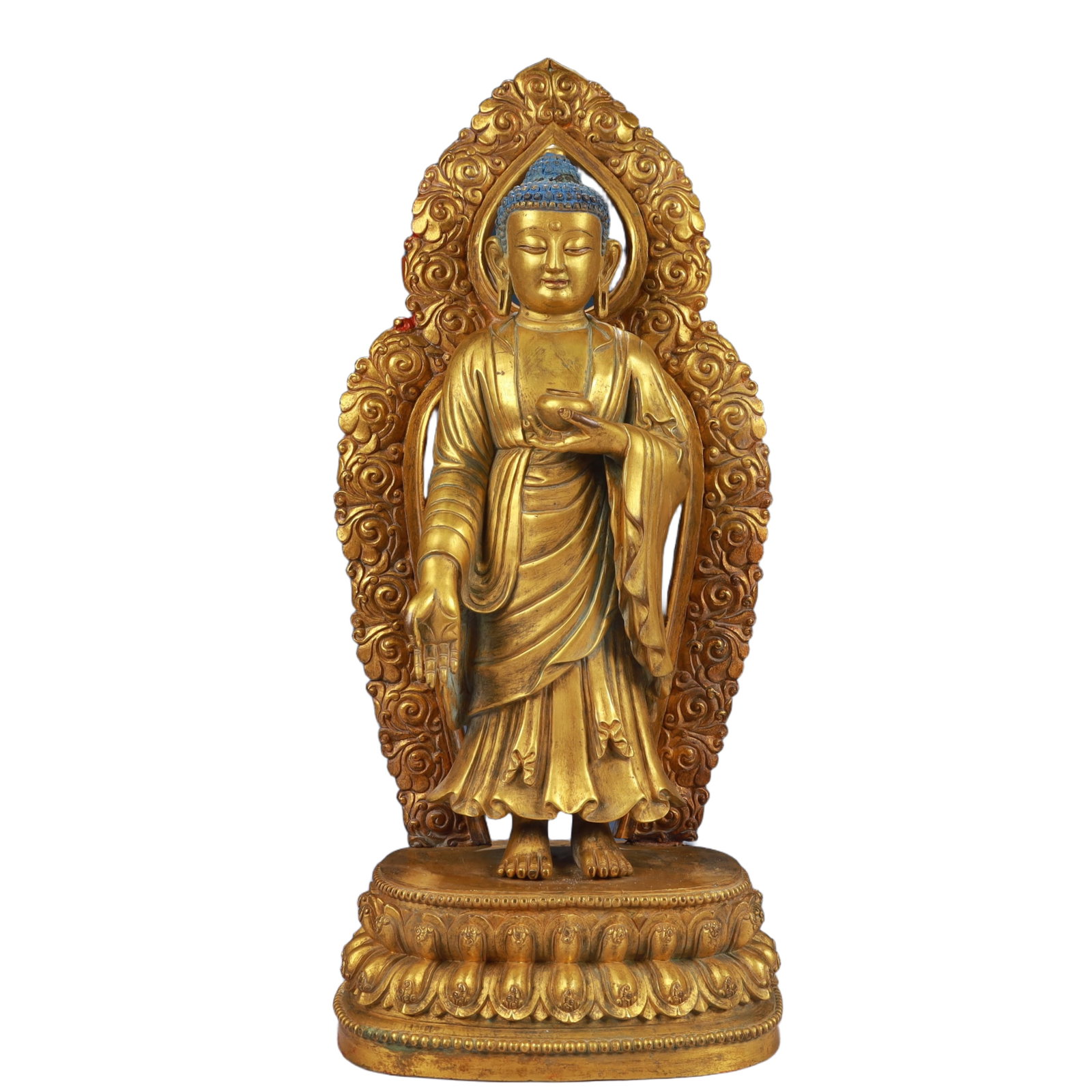 A Solemn Gilt Bronze Statue of Sakyamuni: A Solemn Gilt Bronze Statue of Sakyamuni,Ming Dynasty, China,Yongle Six-character Mark,Size:6.7inx4.3inx16.1in,Weight:5100g 铜鎏金如来像,中国明