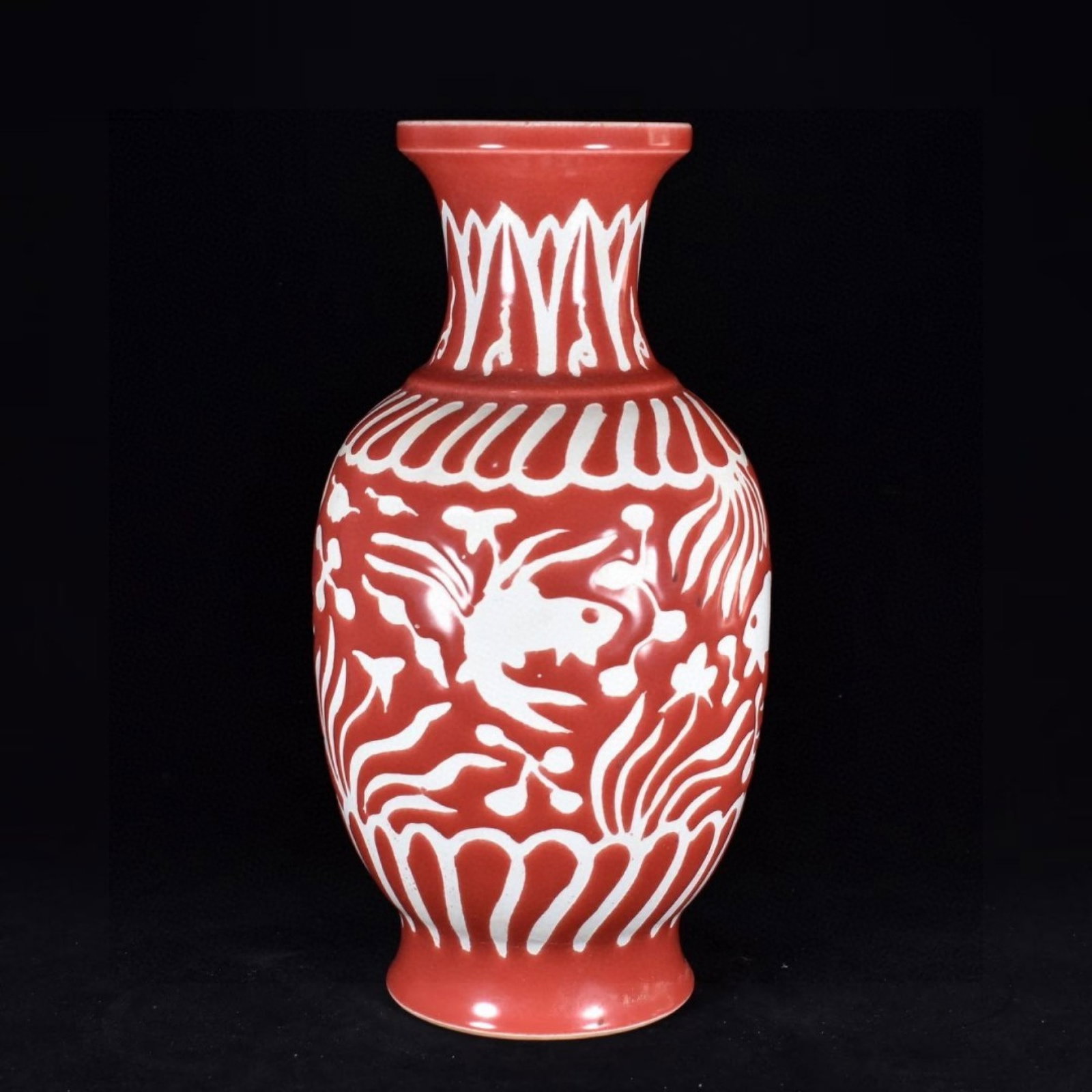 A Rare Red Glazed Hornwort Pattern Vase: A Rare Red Glazed Hornwort Pattern Vase,Yuan Dynasty,China,Size:13.8inx6.7in 红釉鱼藻纹瓶,中国元代
