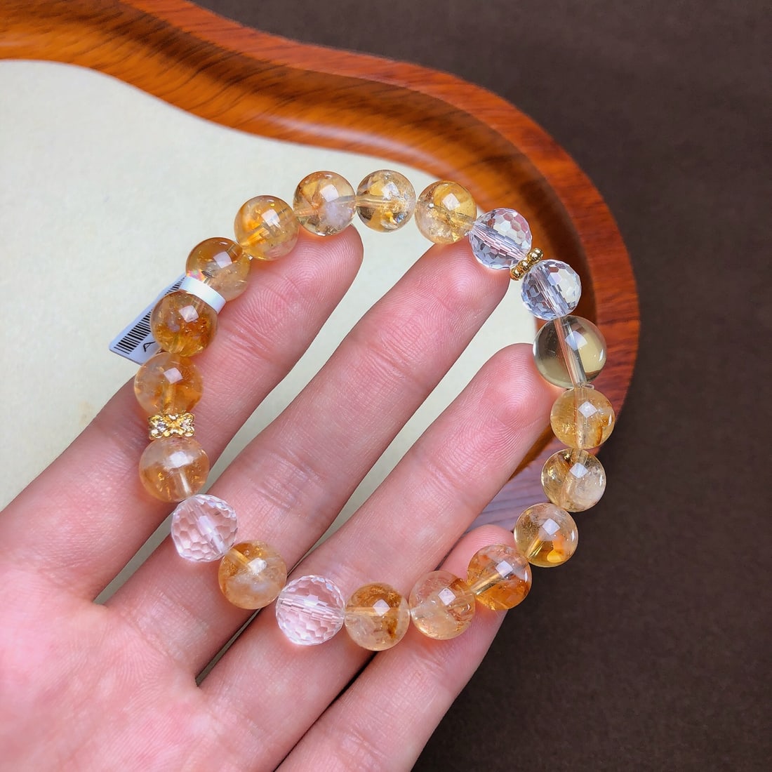 An Exquisite Crystal Bracelets: An Exquisite Crystal Bracelets,Size:9.1mm,10.6mm,Weight:21.5g 水晶手串