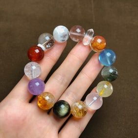 An Exquisite Multi-Gem Bracelets