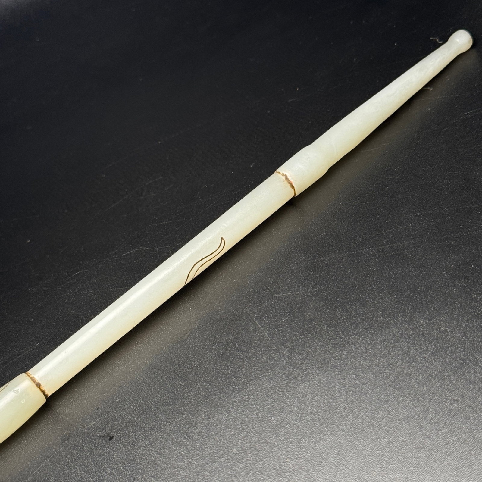 An Exquisite White Jade Auspicious Cloud Pattern Ornament - 4