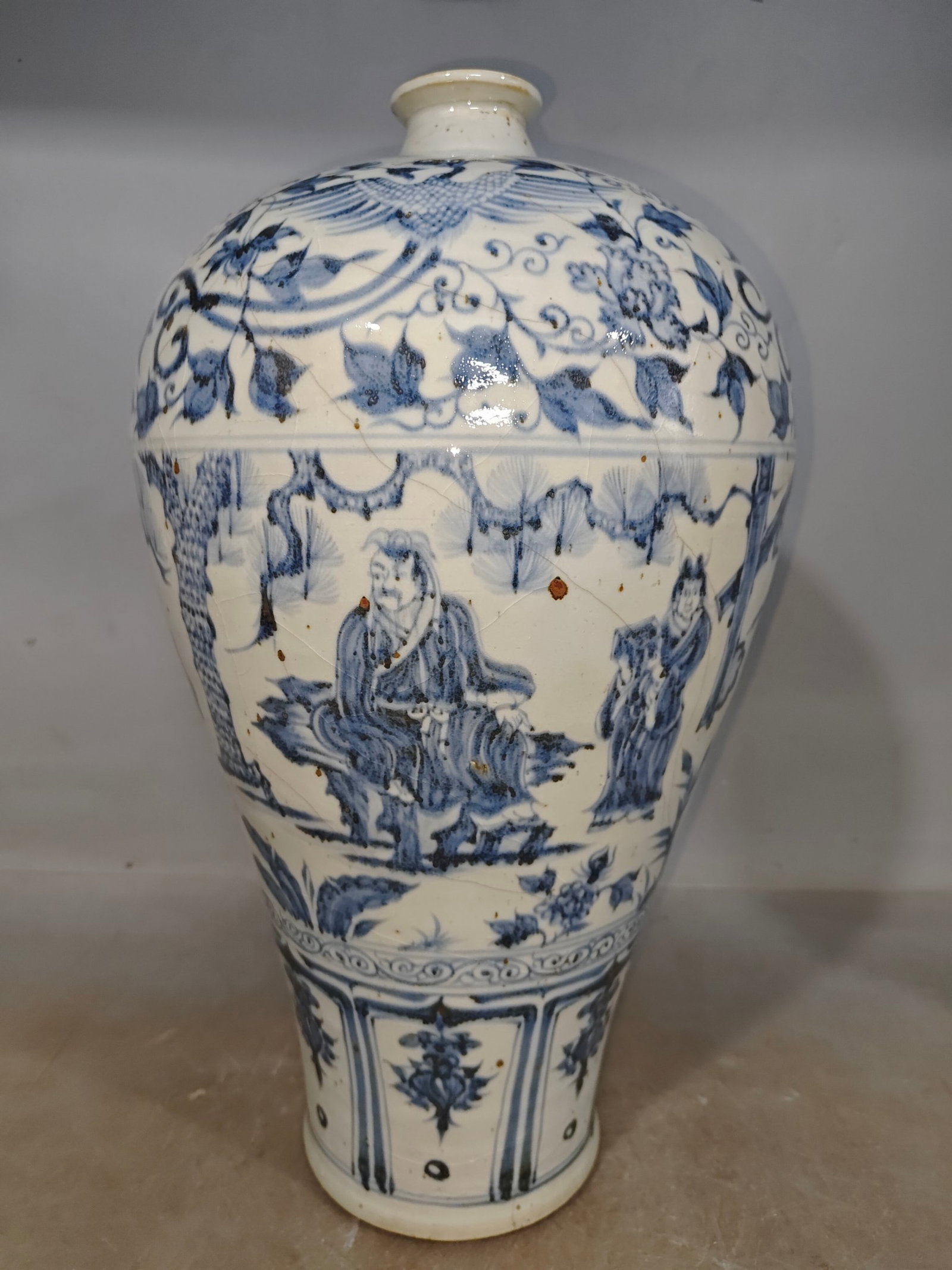 A Huge Blue and White Character and Story Pattern Vase: A Huge Blue and White Character and Story Pattern Vase,Qing Dynasty,China,Size:8.3inx15.9in 青花人物故事纹瓶,中国清代