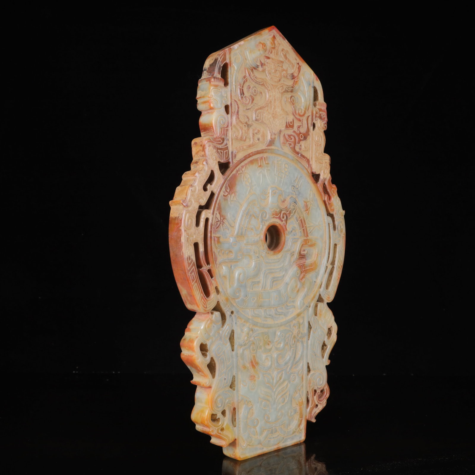 An Exquisite White Jade Figure-Face Pattern Ornament - 6