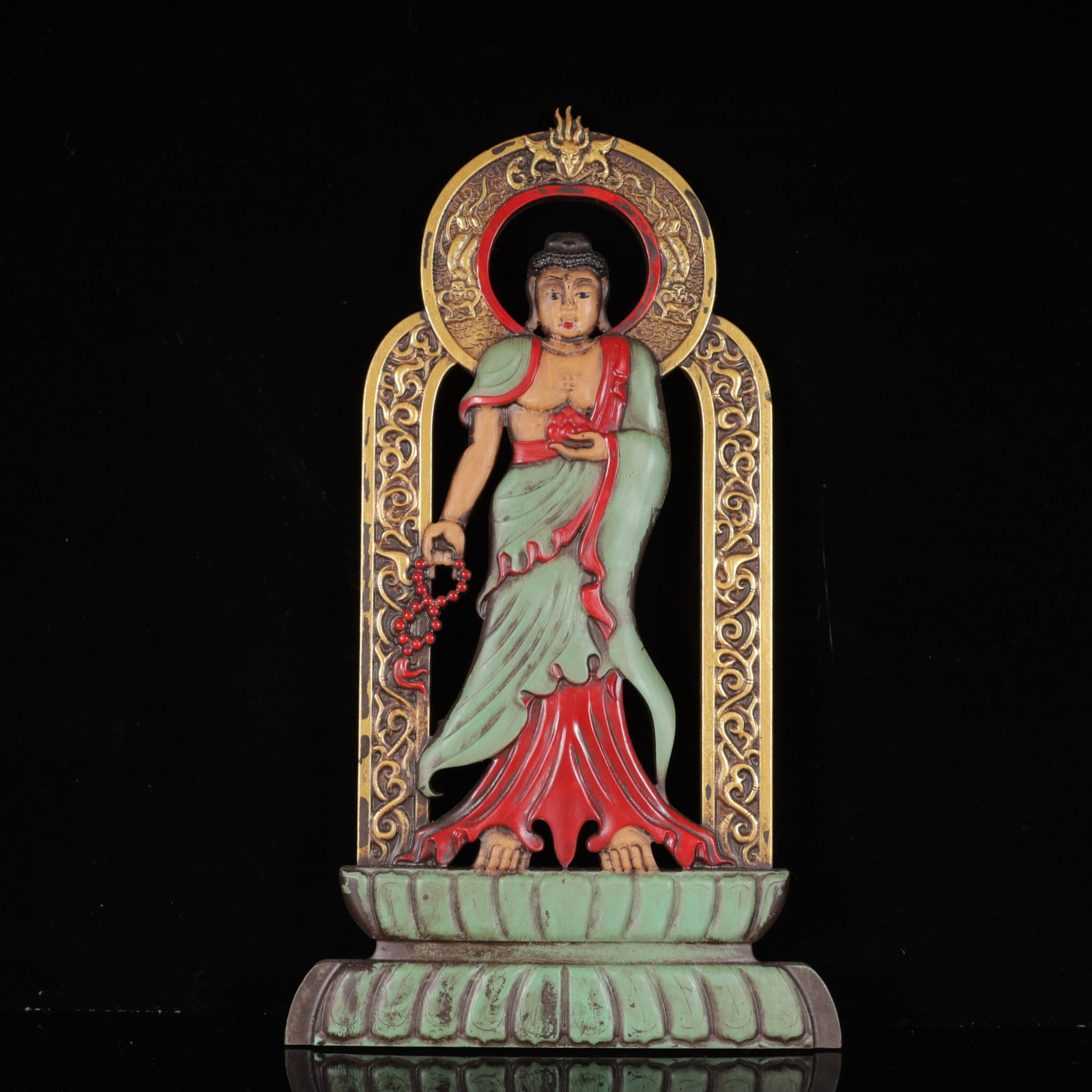 An Exquisite Yellow Jade Statue of Sakyamuni: An Exquisite Yellow Jade Statue of Sakyamuni,Qing Dynasty,China,Size:8.7inx0.8inx14.6in,Weight:1550g 铜鎏金释迦摩尼像,中国清代