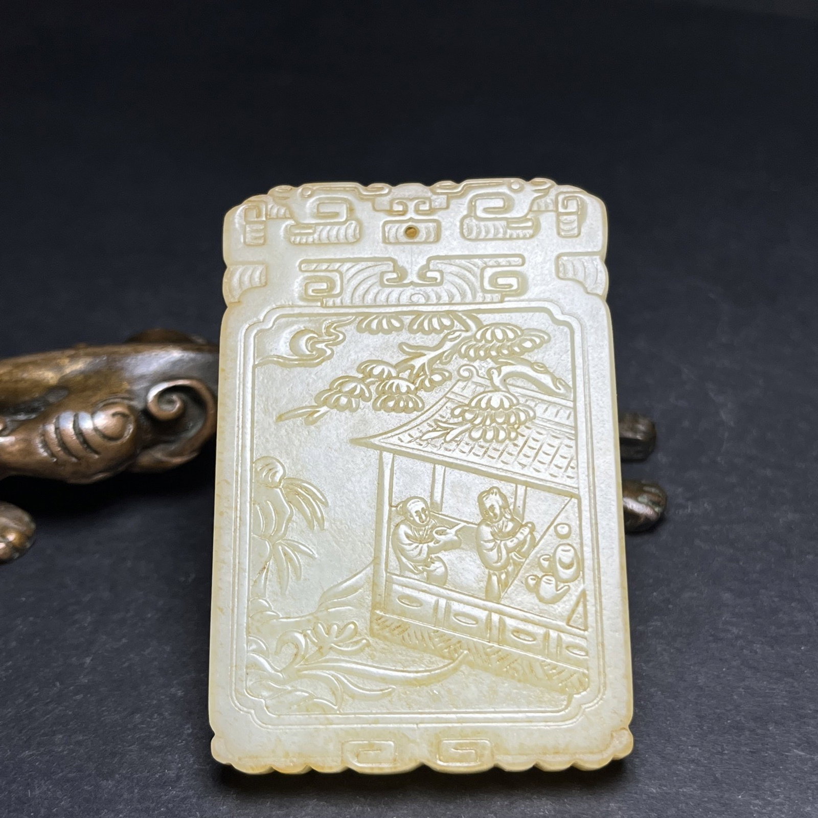 An Exquisite White Jade Character and Story Pattern Pendant,With Poem: An Exquisite White Jade Character and Story Pattern Pendant,With Poem,Qing Dynasty,China,Size:42mmx8mmx63mm,Weight:59g 白玉人物故事纹挂件,带