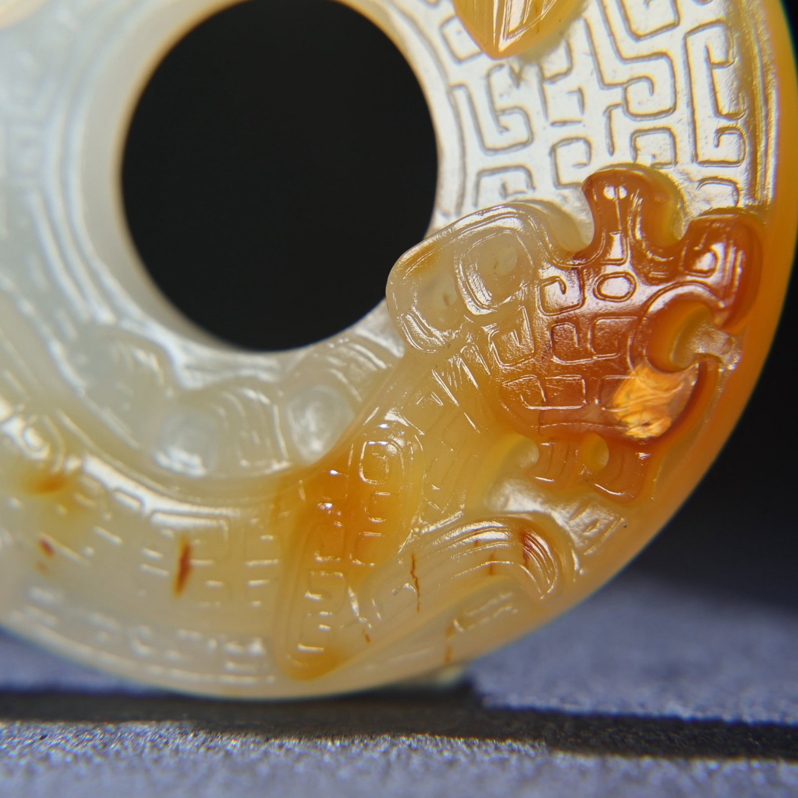 An Exquisite Agate Cicada Pattern Pendant - 3