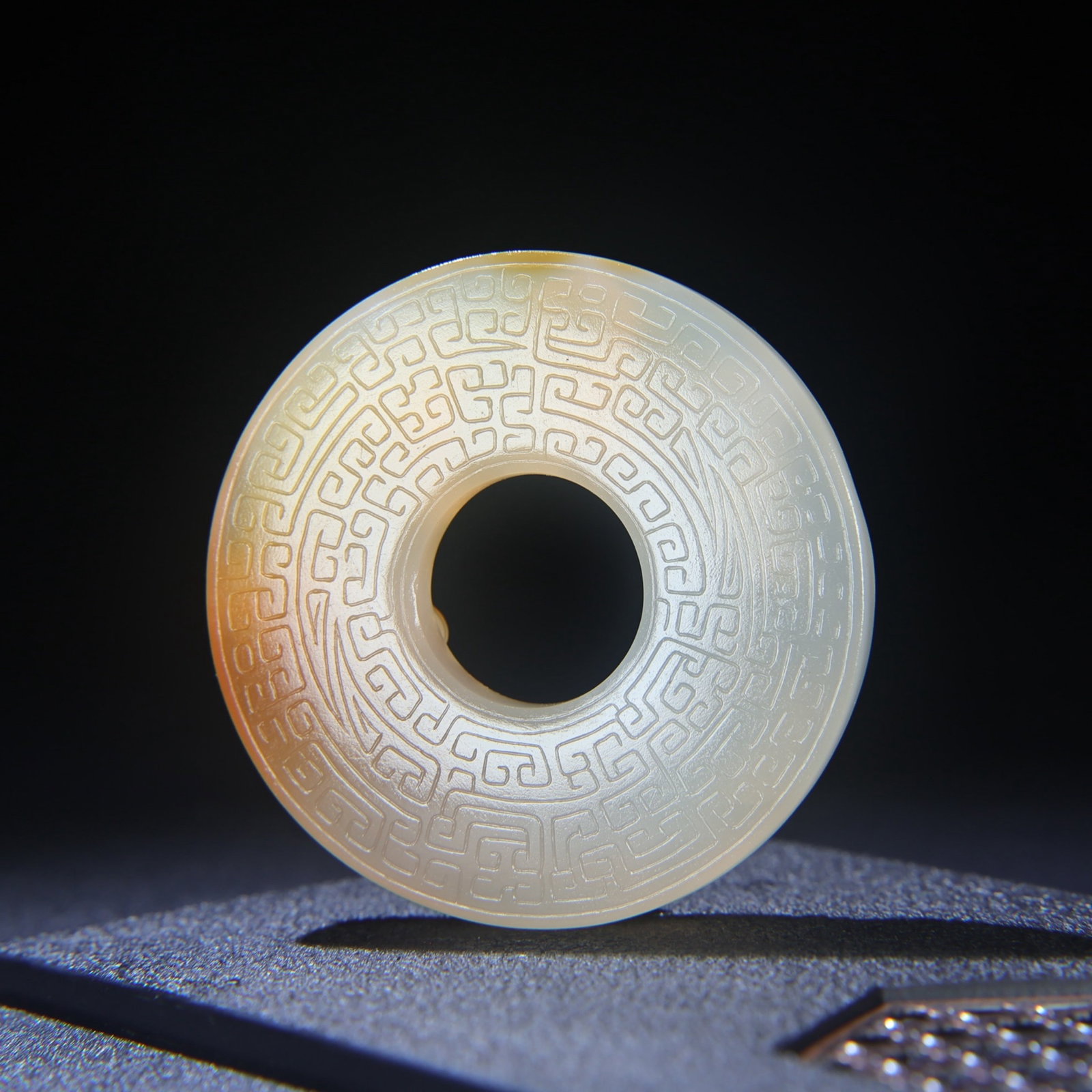 An Exquisite Agate Cicada Pattern Pendant - 7