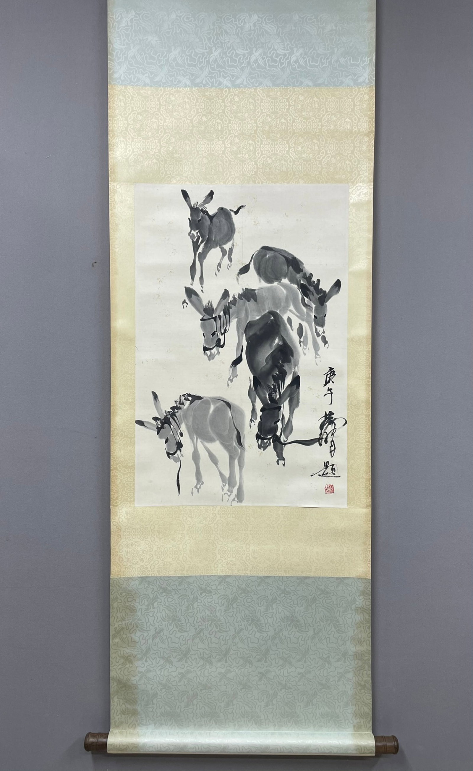 A Chinese Vertical Scroll Ink Painting of Donkey on Paper,Huang Zhou: A Chinese Vertical Scroll Ink Painting of Donkey on Paper,Huang Zhou,Size:26.8inx17.7in 一幅中国水墨毛驴图立轴,黄胄