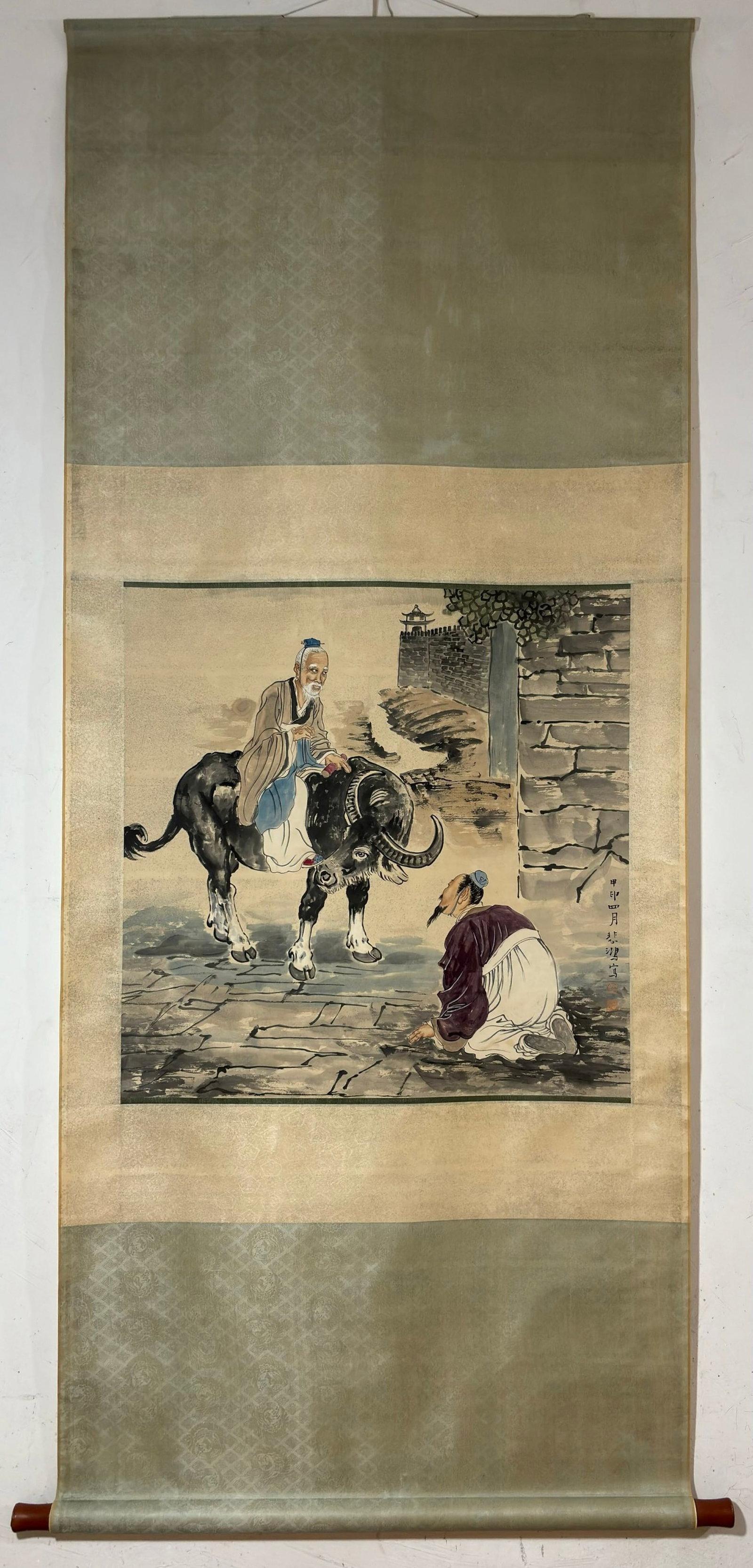 A Chinese Vertical Scroll Ink Painting of Figure on Paper,Xu Beihong: A Chinese Vertical Scroll Ink Painting of Figure on Paper,Xu Beihong,Size:(Without frame)27.4inx27.2in 一幅中国水墨人物画立轴,徐