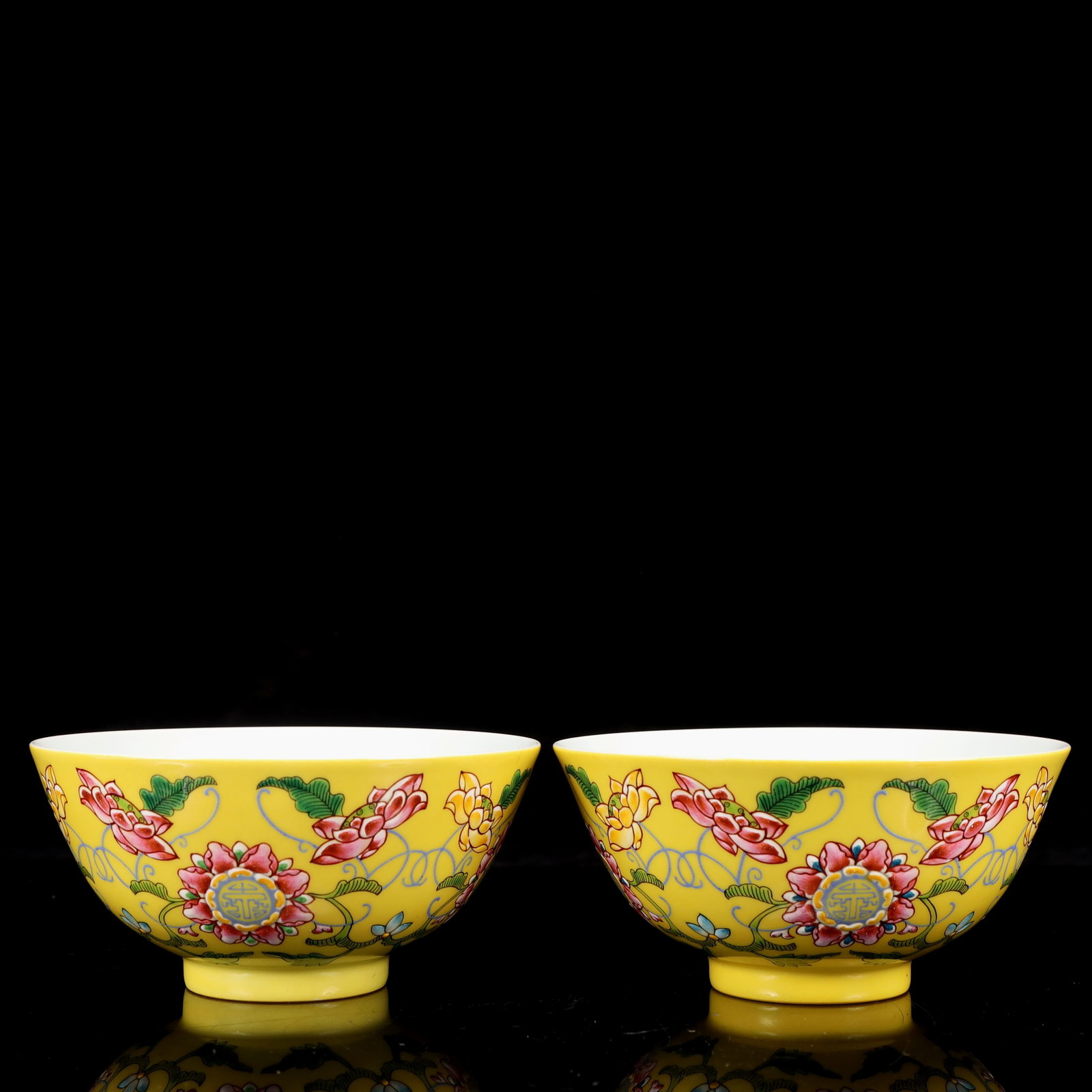 A Pair of Exquisite Famille-Rose Yellow Ground Flower Pattern Bowls: A Pair of Exquisite Famille-Rose Yellow Ground Flower Pattern Bowls,Qing Dynasty, China,Kangxi Six-character Mark,Size:5.9inx9.8inx2.8in 一对粉彩黄地花卉