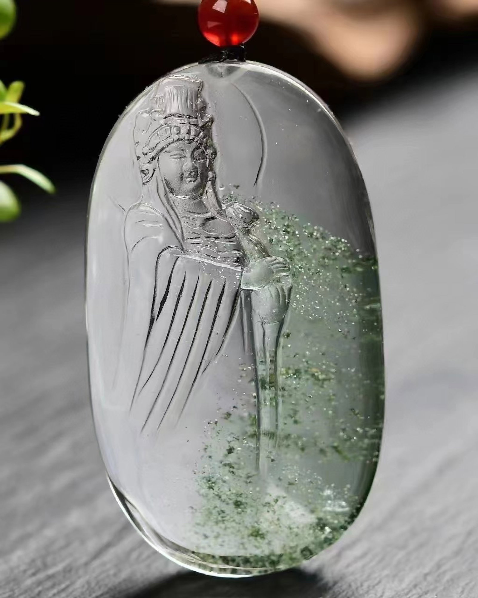 An Exquisite Crystal Figure Pattern Pendant - 4