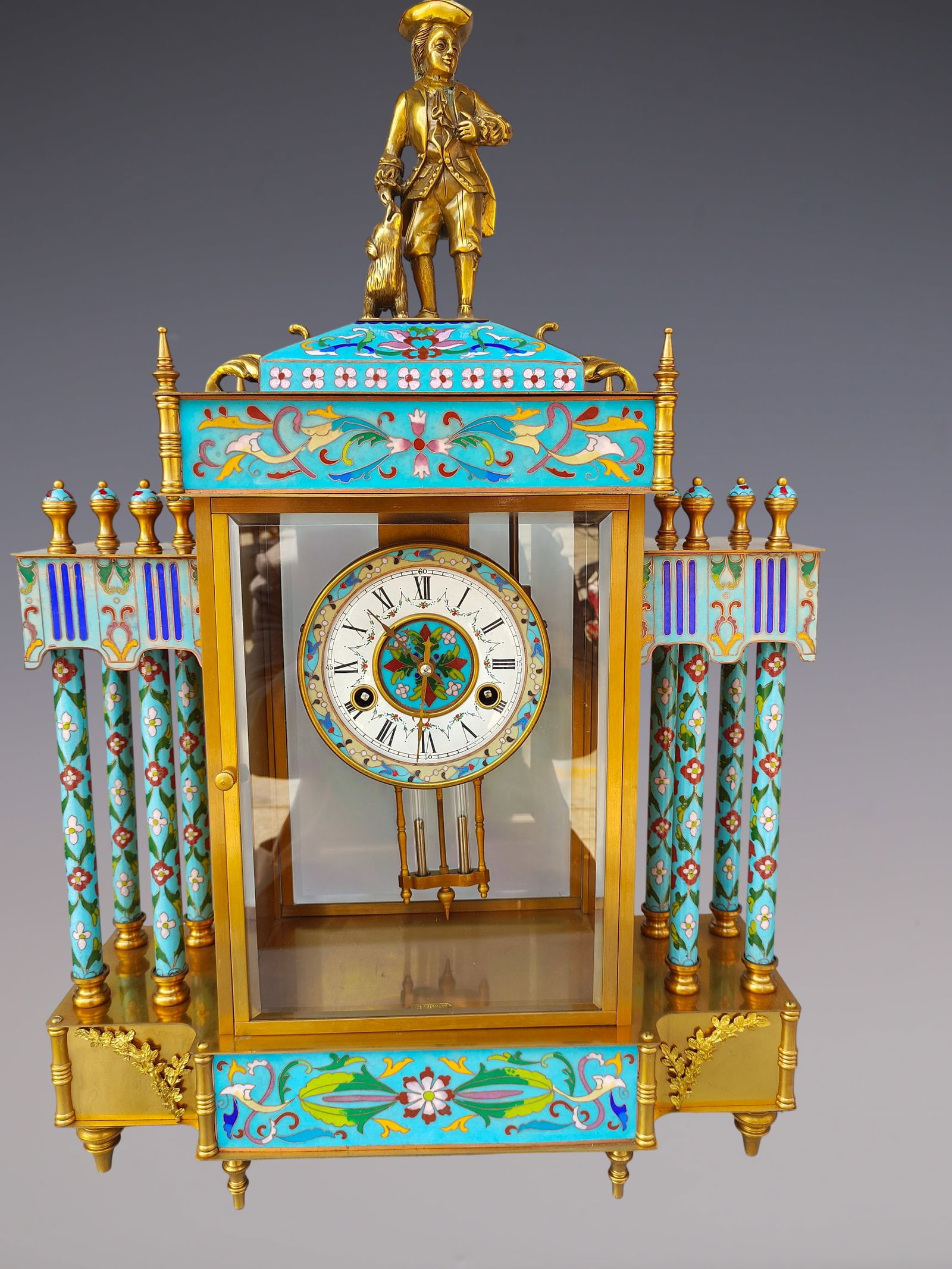 An Exquisite Gilt Bronze Lotus Pattern Clock: An Exquisite Gilt Bronze Lotus Pattern Clock Qing Dynasty, China Size:26inx16.9inx7.1in铜鎏金缠枝莲纹钟表 中国清代