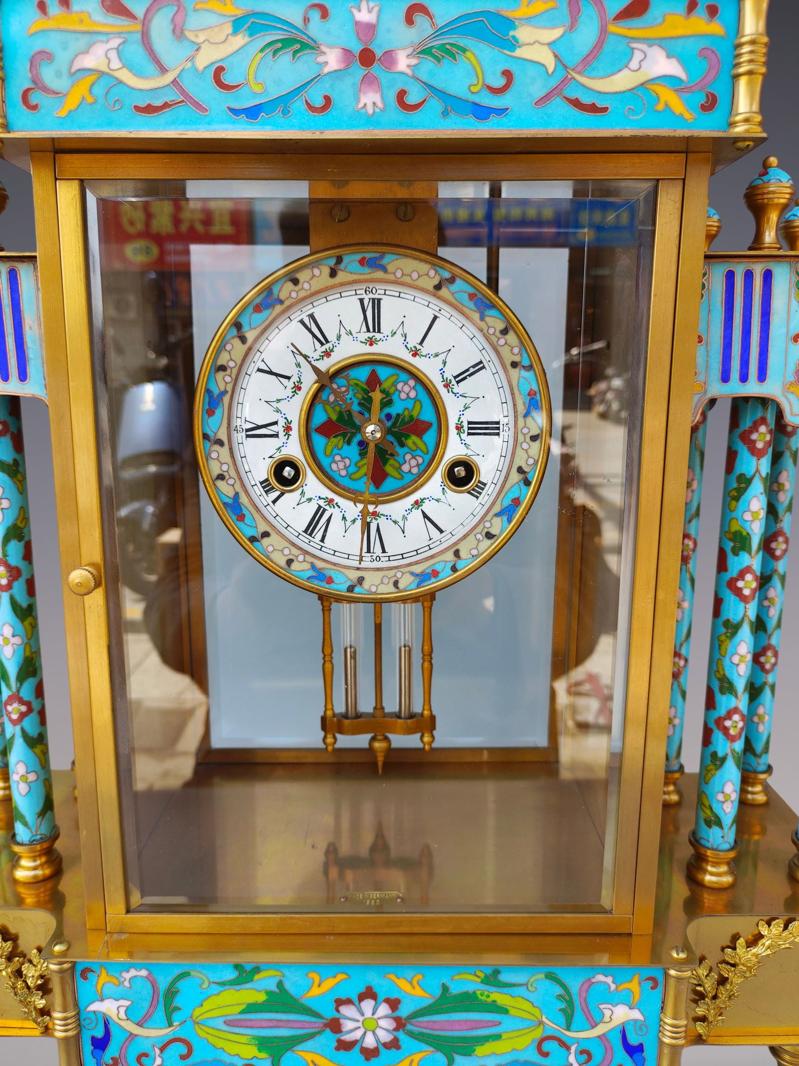 An Exquisite Gilt Bronze Lotus Pattern Clock - 8