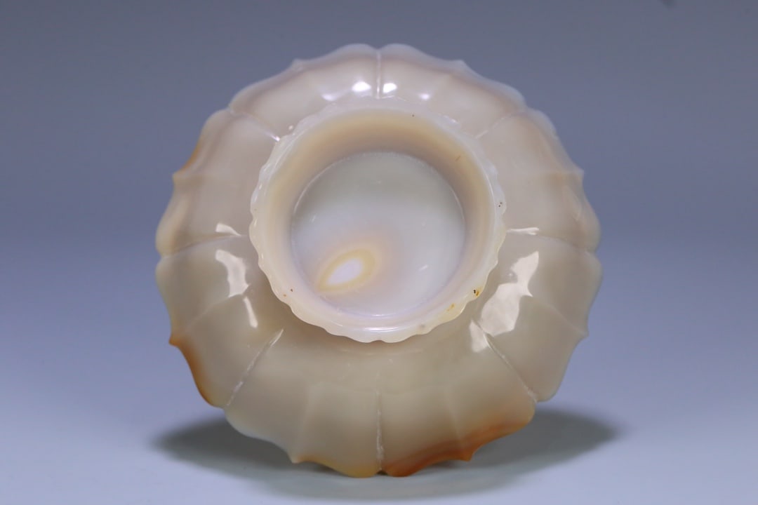 An Exquisite Agate Plate - 5