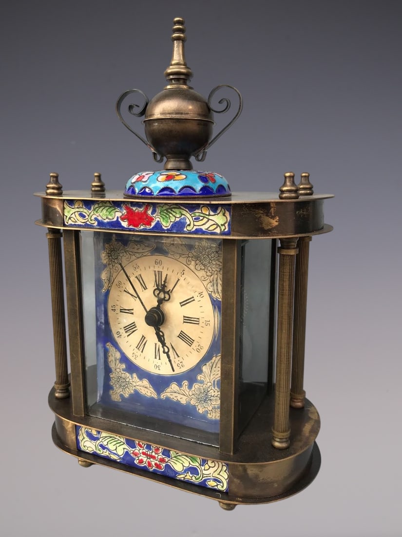 An Exquisite Bronze Lotus Pattern Clock - 2