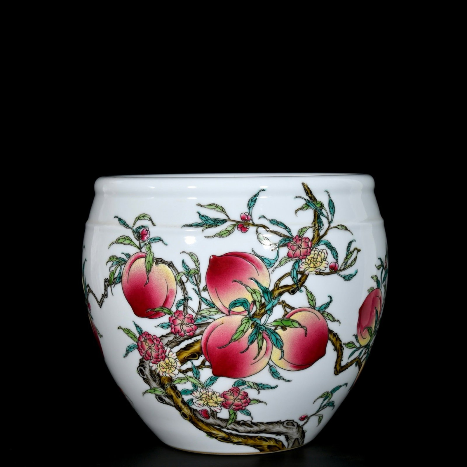 An Exquisite Enamel Bats and Peach Pattern Vat: An Exquisite Enamel Bats and Peach Pattern Vat,Qing Dynasty,China,Yongzheng Six-character Mark,Size:9.4inx10.6in 珐琅彩福寿纹缸,中国清ߣ