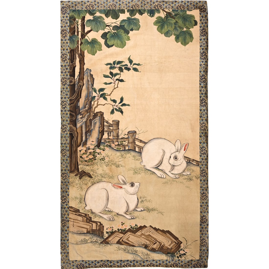 An exquisite kesi of a rabbit: An exquisite kesi with rabbit pattern, Qing Dynasty, China. Kesi craft is an ancient and fine handicraft with a long history and unique skills in China. This technique is usually used on silk fabrics 