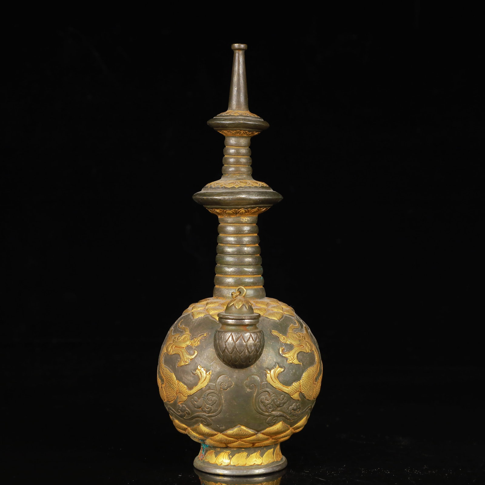 An Exquisite Gilt Silver Dragon Pattern Vase - 7