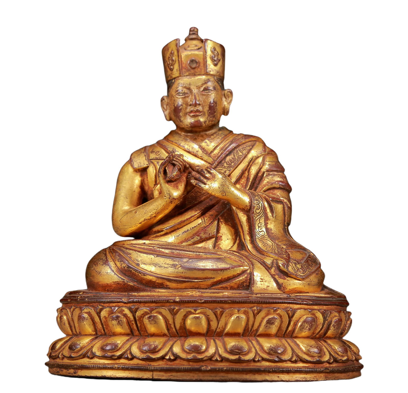 A Solemn Gilt Bronze Statue of Guru: A Solemn Gilt Bronze Statue of Guru,Qing Dynasty, China,Size:6.5inx5.1inx7.5in,Weight:2300g 铜鎏金上师像，清代