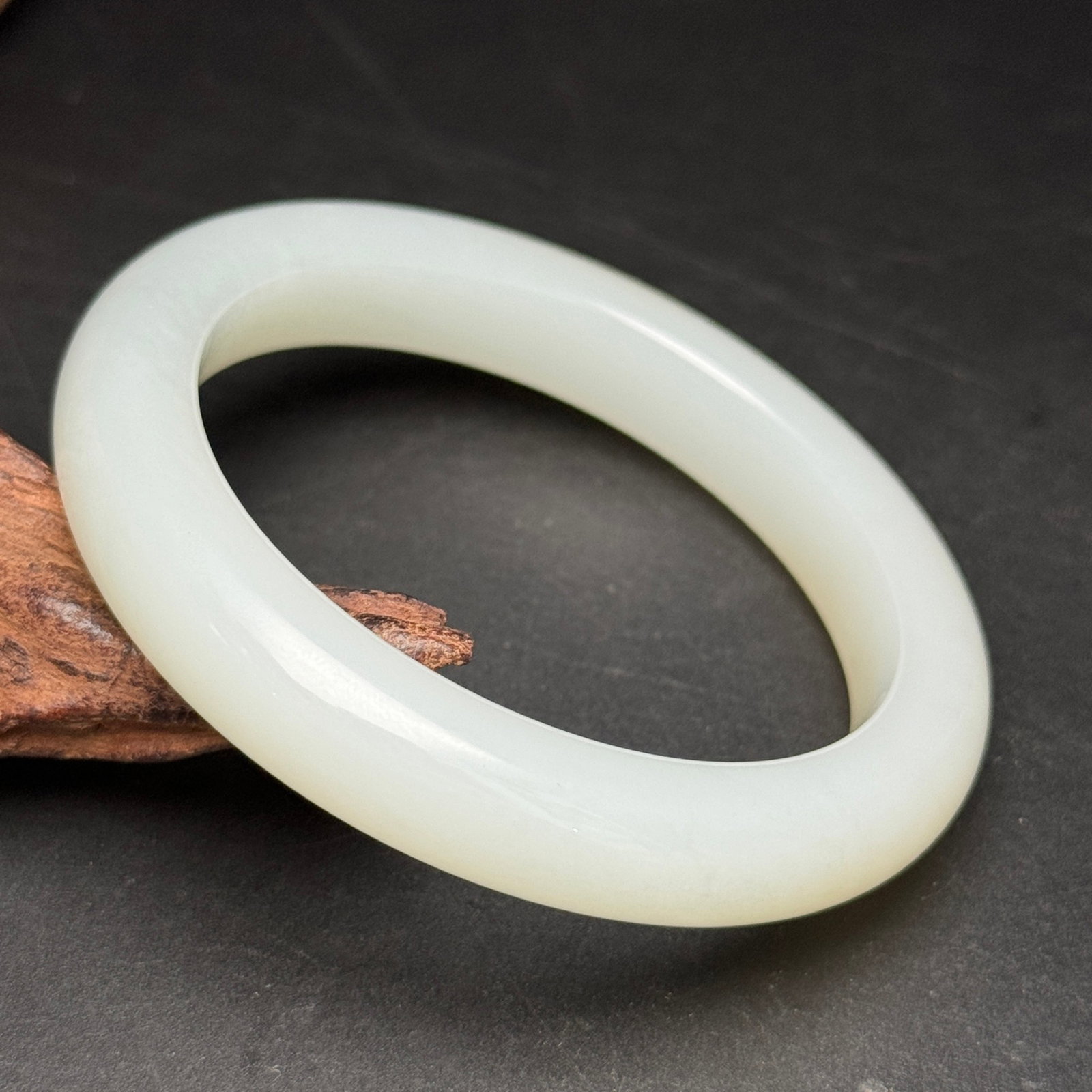 An Exquisite White Jade Bracelets - 3