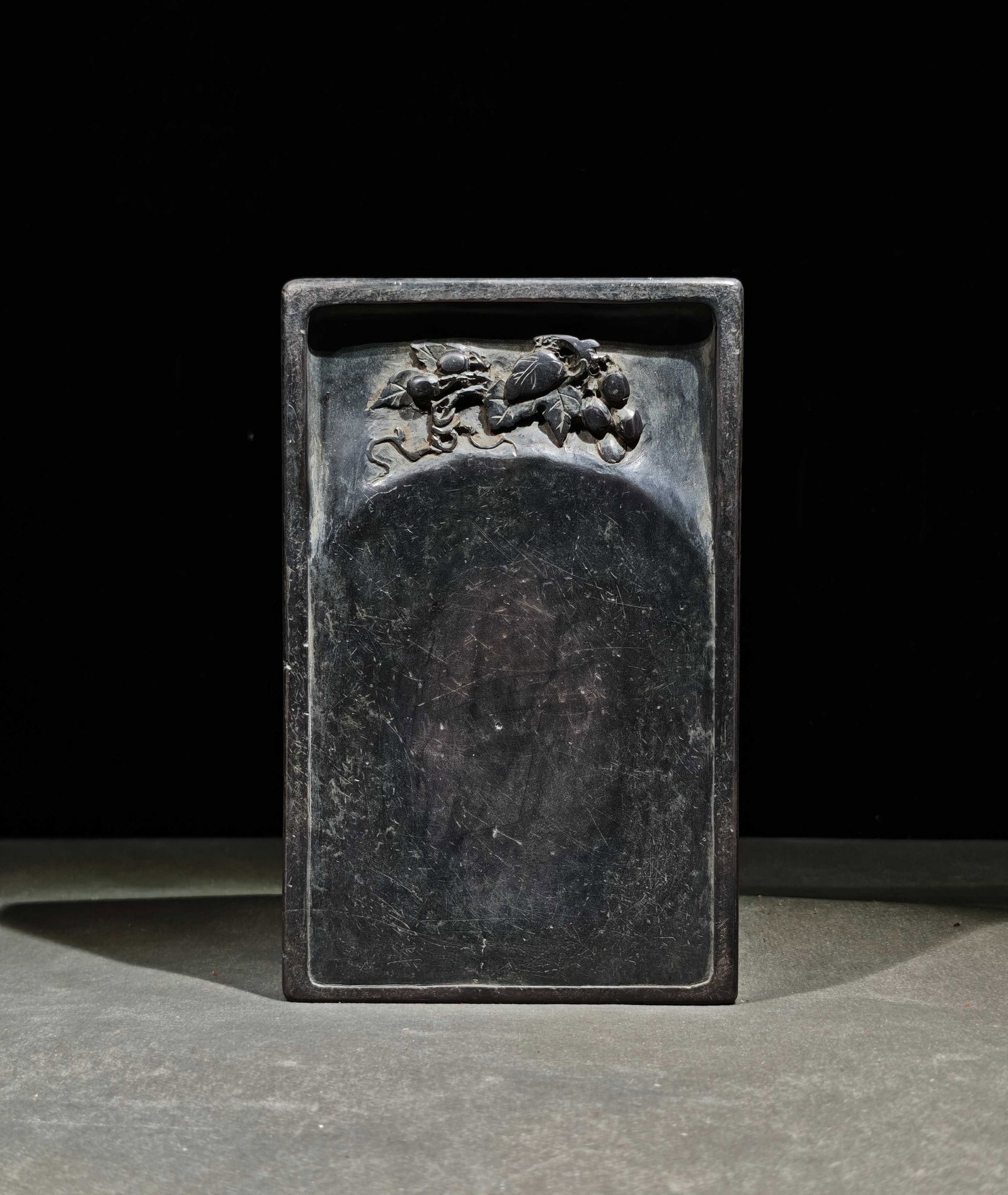 An Exquisite Grapes Pattern Inkstone,With Poem: An Exquisite Grapes Pattern Inkstone,With Poem,Qing Dynasty, China,Size:(Inkstone)6.9inx4.4inx1in 葡萄纹砚台,带诗文,中国清代