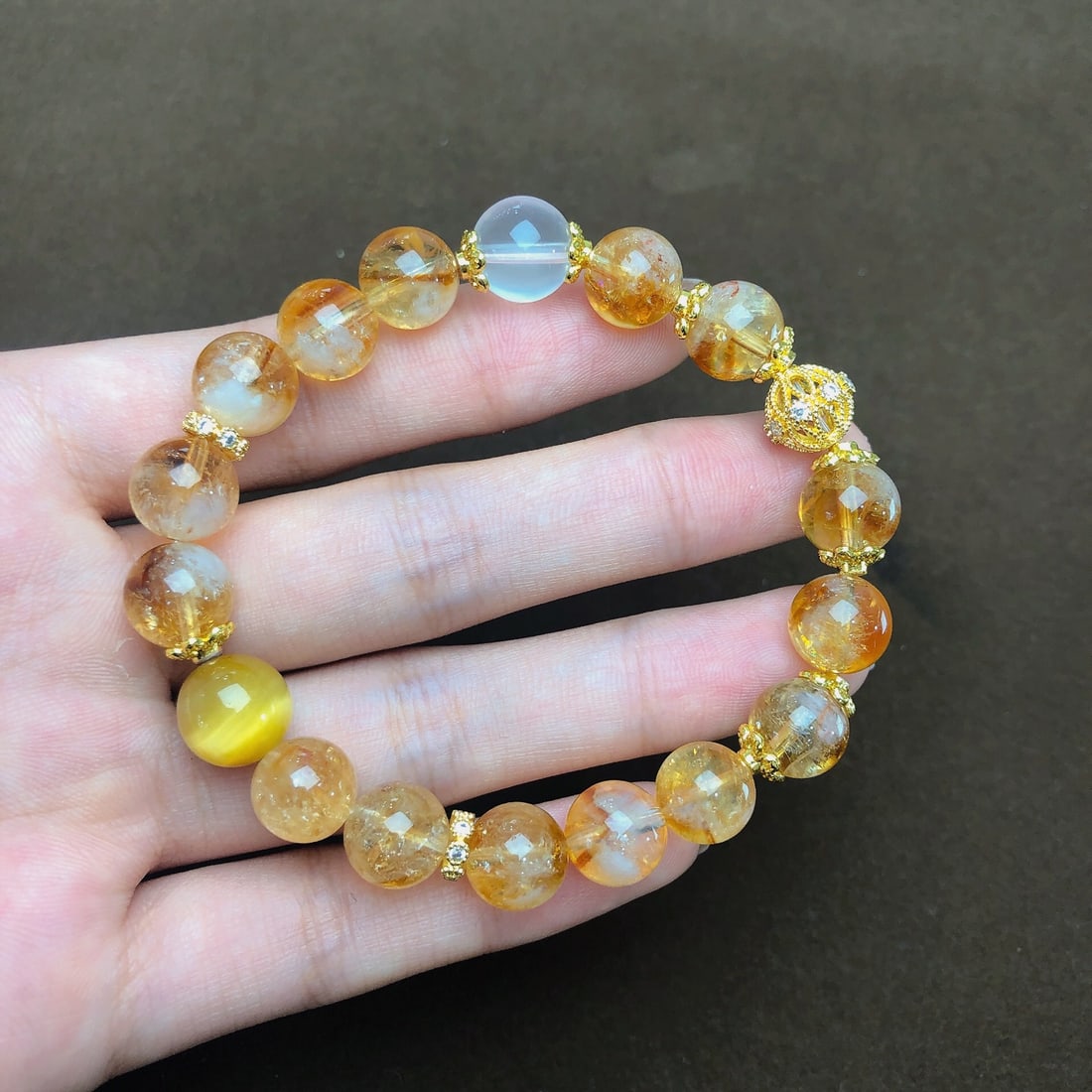 An Exquisite Crystal Bracelets: An Exquisite Crystal Bracelets,Size:9.8mm, Weight:25g 水晶手串
