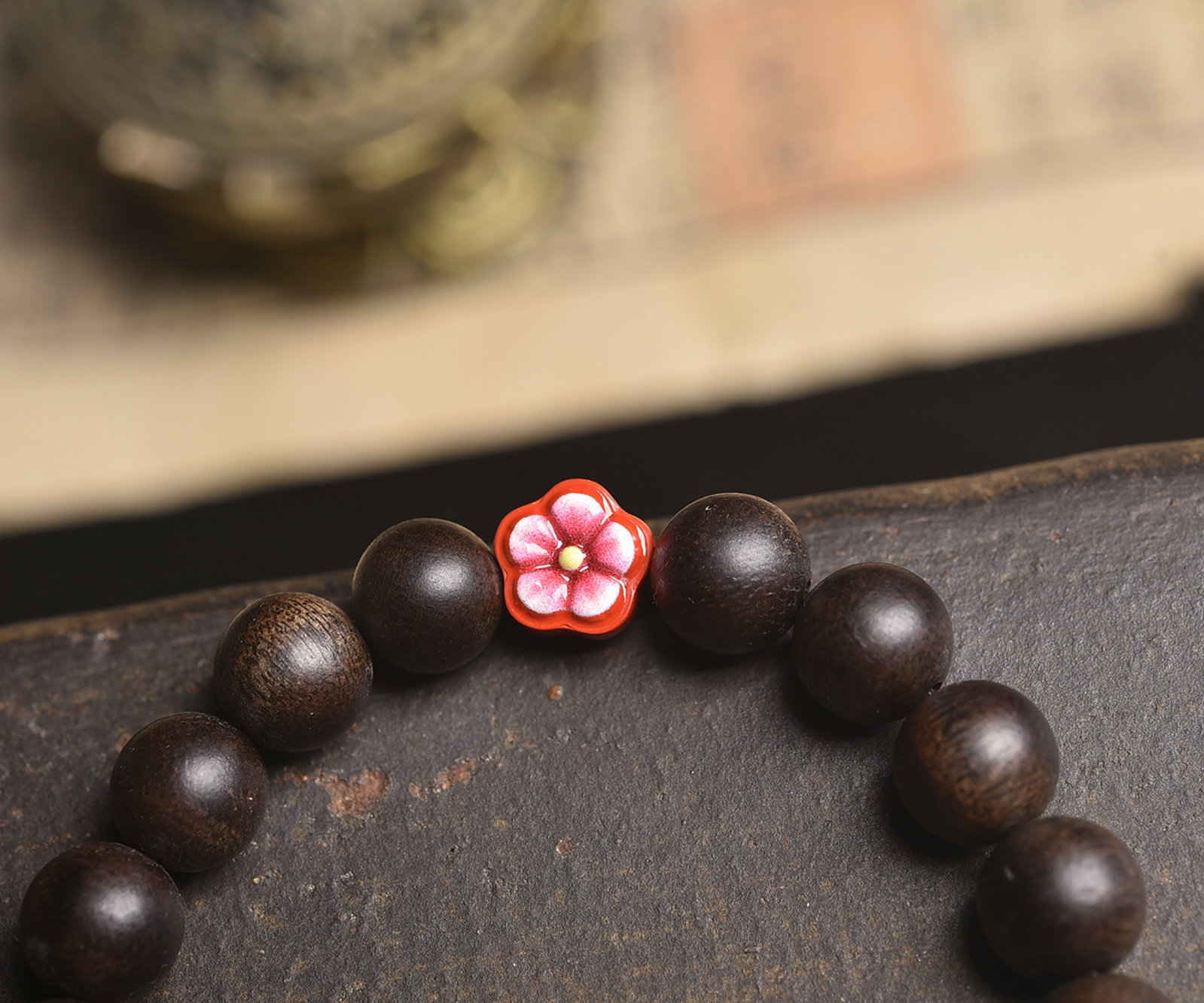 An Exquisite Eaglewood Bracelets - 5