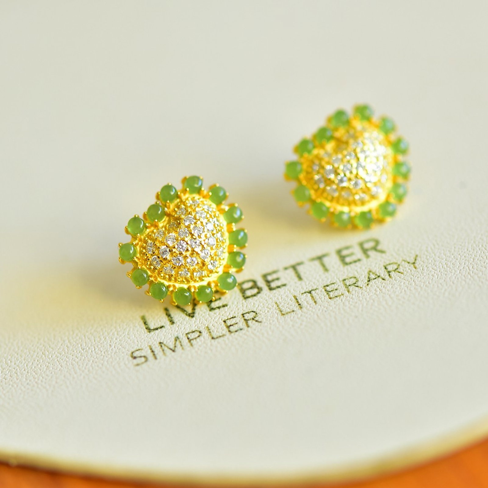 A Pair of Exquisite Sterling Silver-Gold Plated Inlaid Jasper Earring,Inlaid Diamonds: A Pair of Exquisite Sterling Silver-Gold Plated Inlaid Jasper Earring,Inlaid Diamonds,Size:2mmx2mm