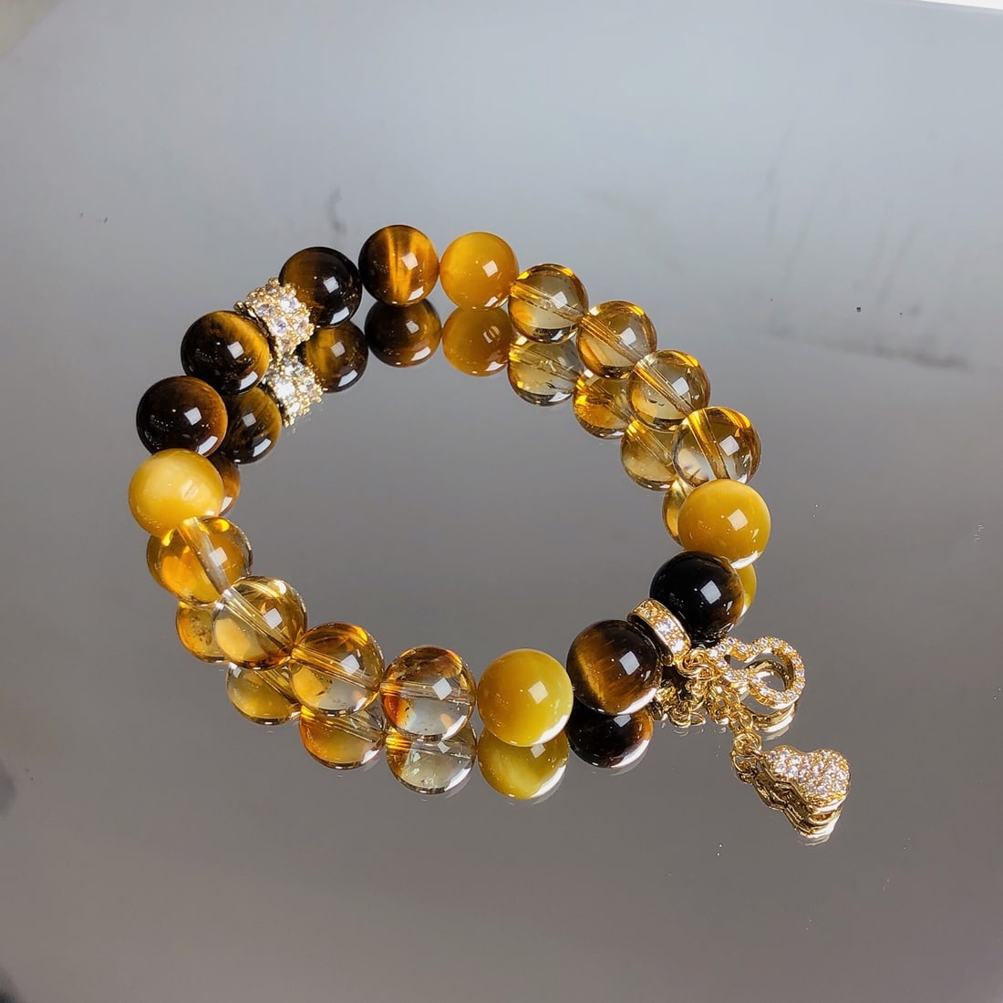 An Exquisite Crystal Bracelets - 8