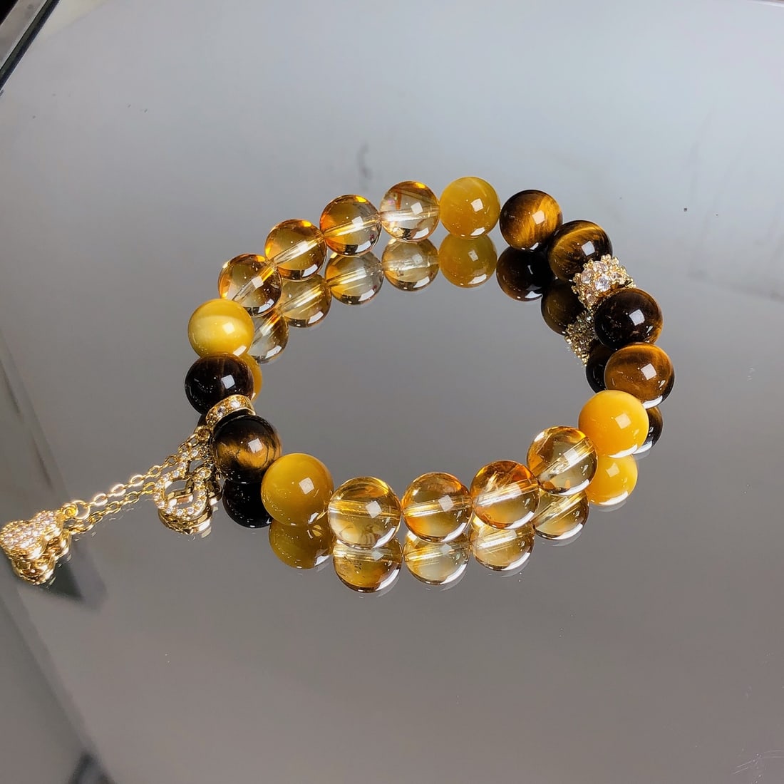 An Exquisite Crystal Bracelets - 9