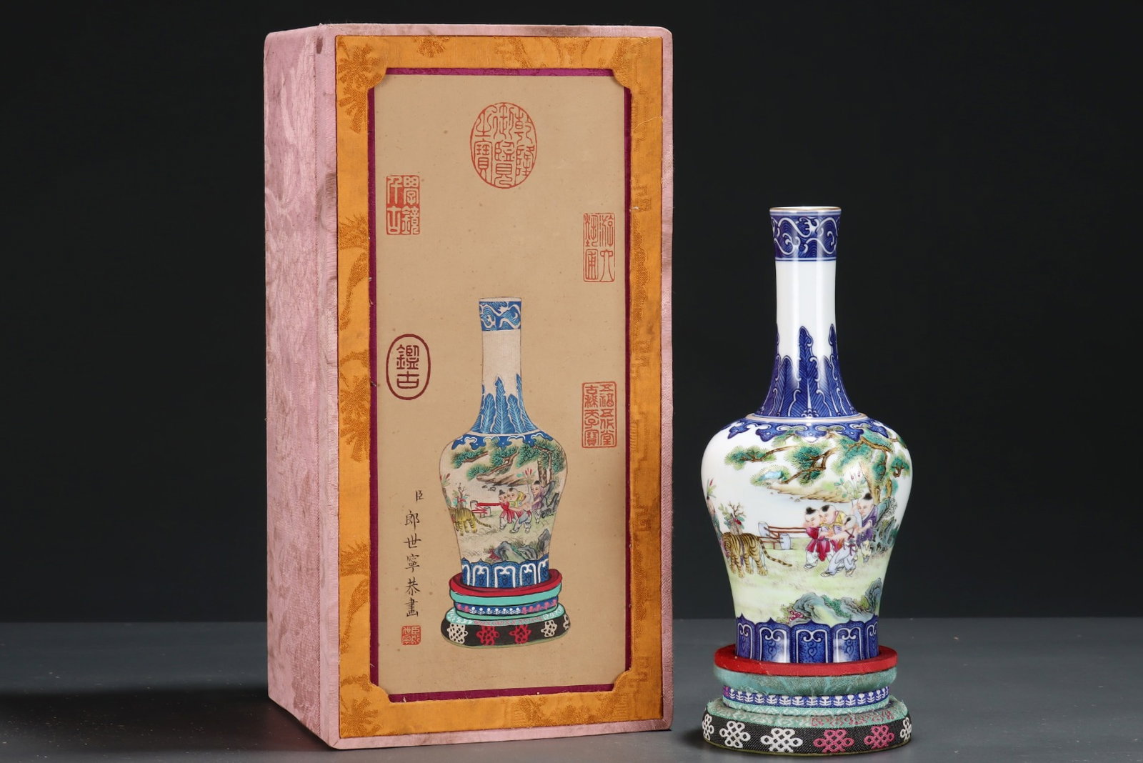 An Exquisite Blue and White Famille-Rose Character and Story Pattern Vase,with poem: An Exquisite Blue and White Famille-Rose Character and Story Pattern Vase,with poem,Qing Dynasty,China,Qianlong Six-character Mark,Size:9.2inx4.3in