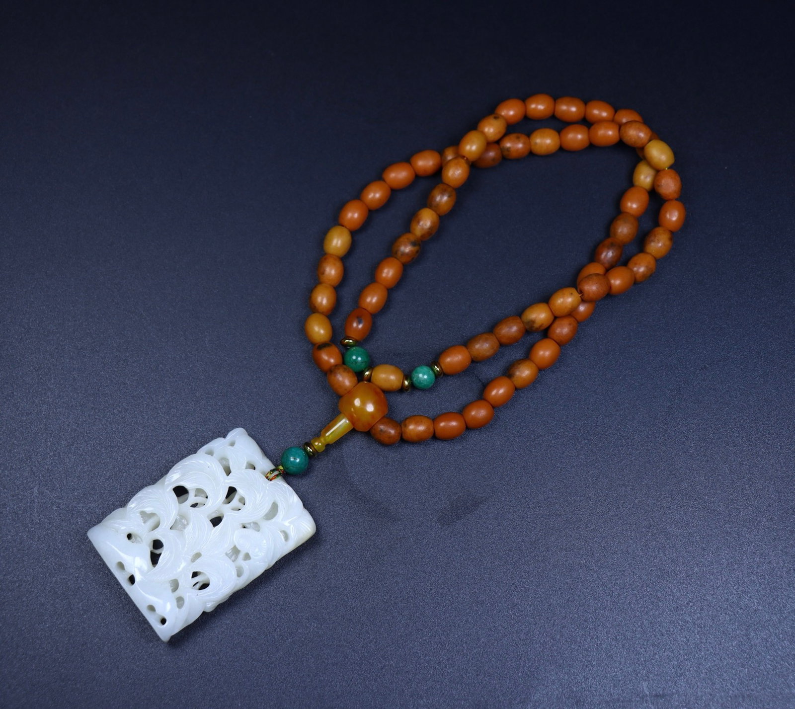 An Exquisite White Jade Crane Pattern Pendant - 5