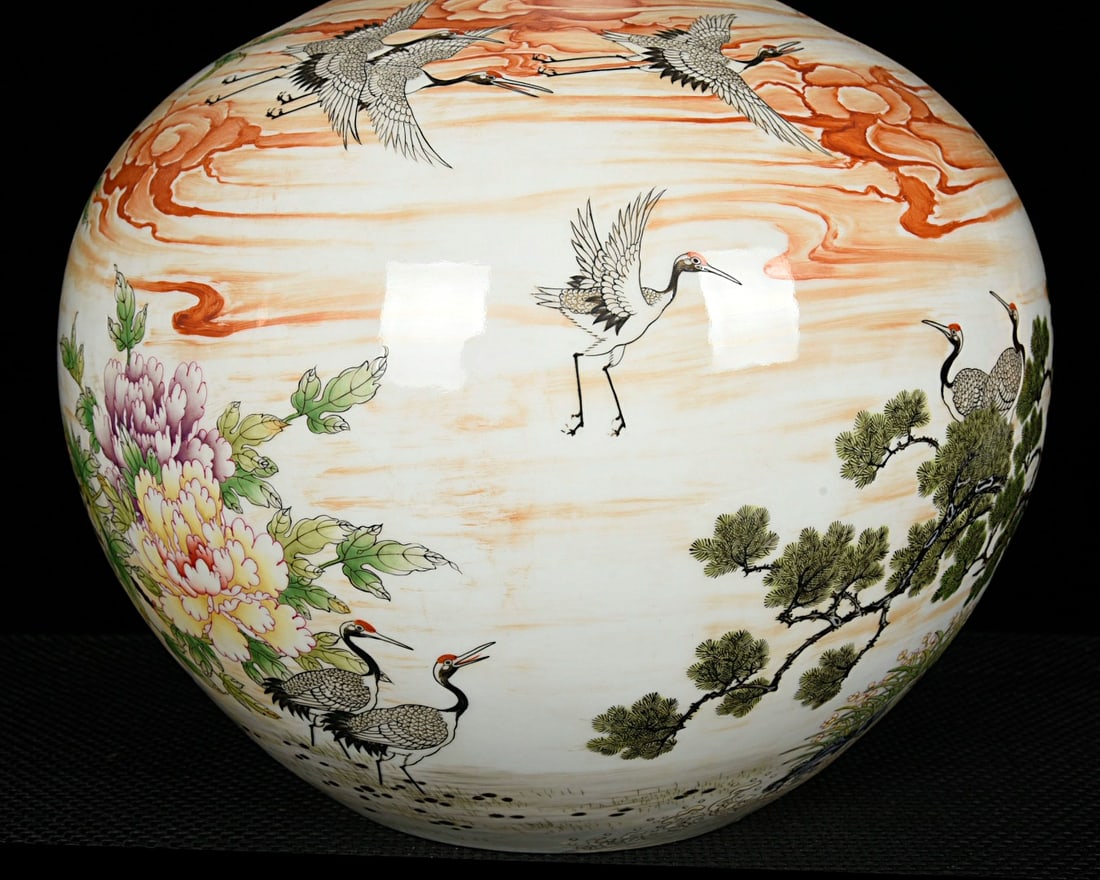A Huge Enamel Pine and Crane Pattern Vase - 9