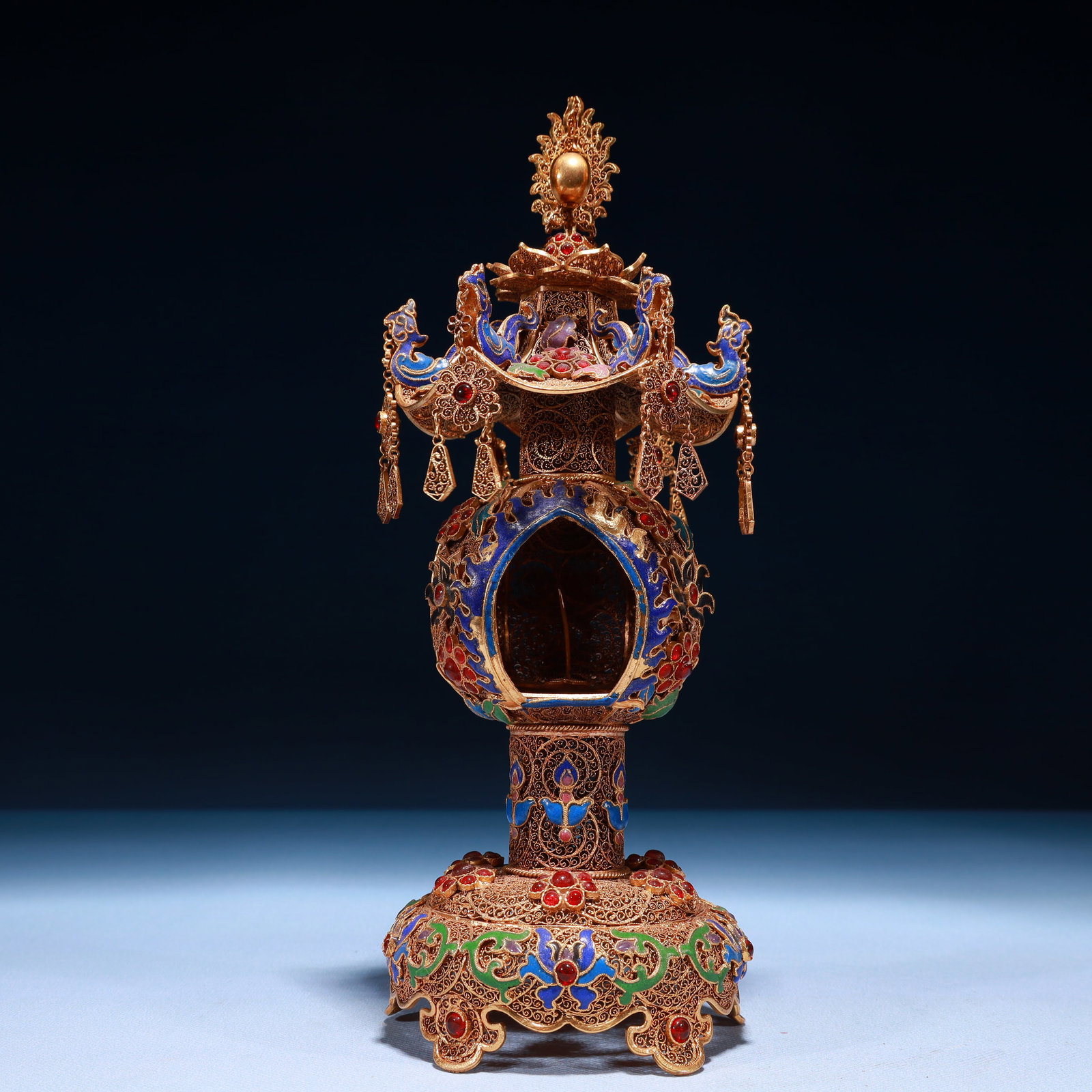 An Exquisite Filigree and Gilding Lotus Pattern Pagoda,Inlaid Gems: An Exquisite Filigree and Gilding Lotus Pattern Pagoda,Inlaid Gems,Qing Dynasty,China,Qianlong Four-character Mark,Size:3.9inx10.6in,Weight:600g 掐丝鎏金缠枝莲