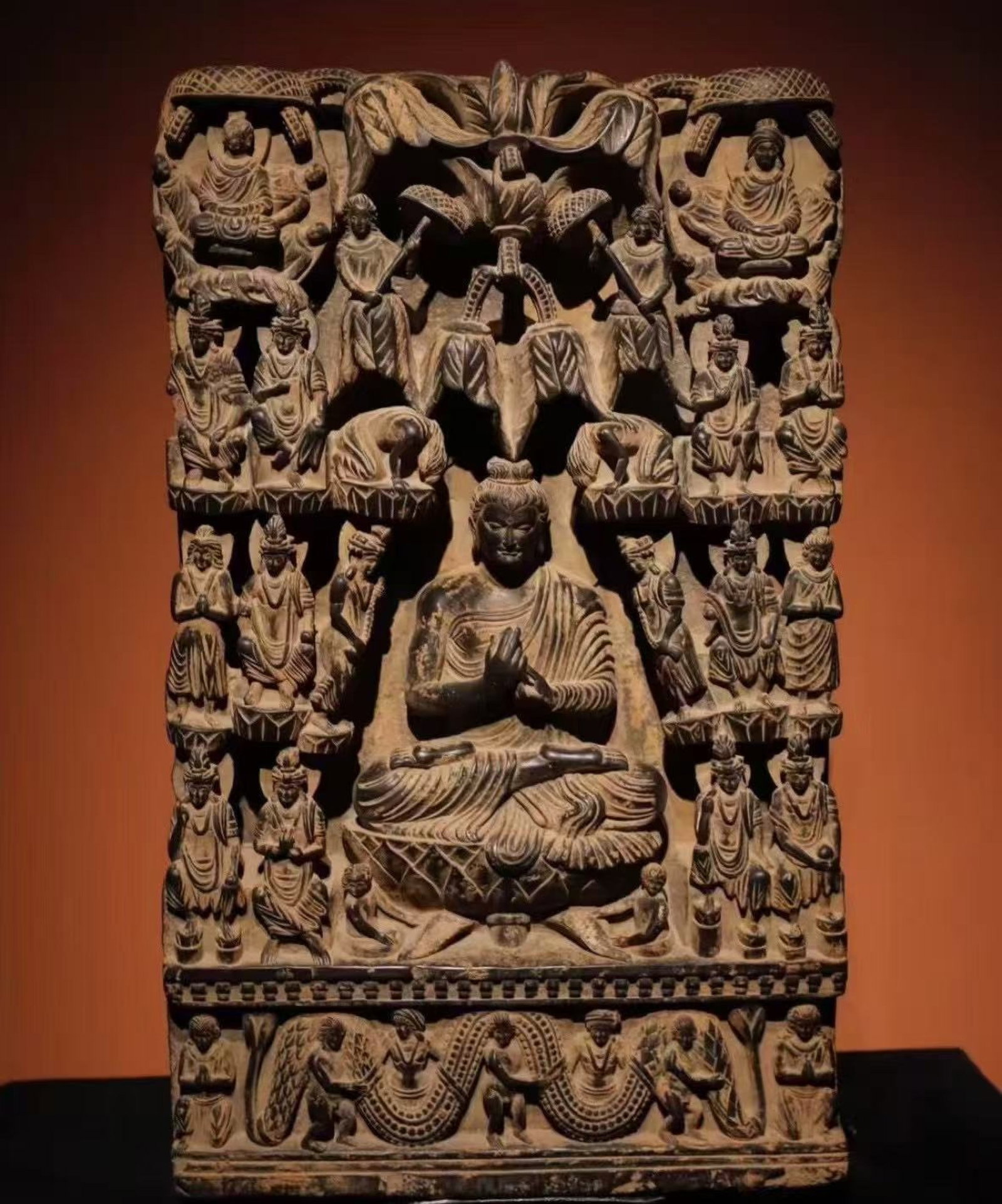 A Monumental Schistose Statue of Gandhara: A Monumental Schistose Statue of Gandhara,N.Qi , China,Size:25.6inx15.7inx3.9in A片岩犍陀罗佛像,中国北齐