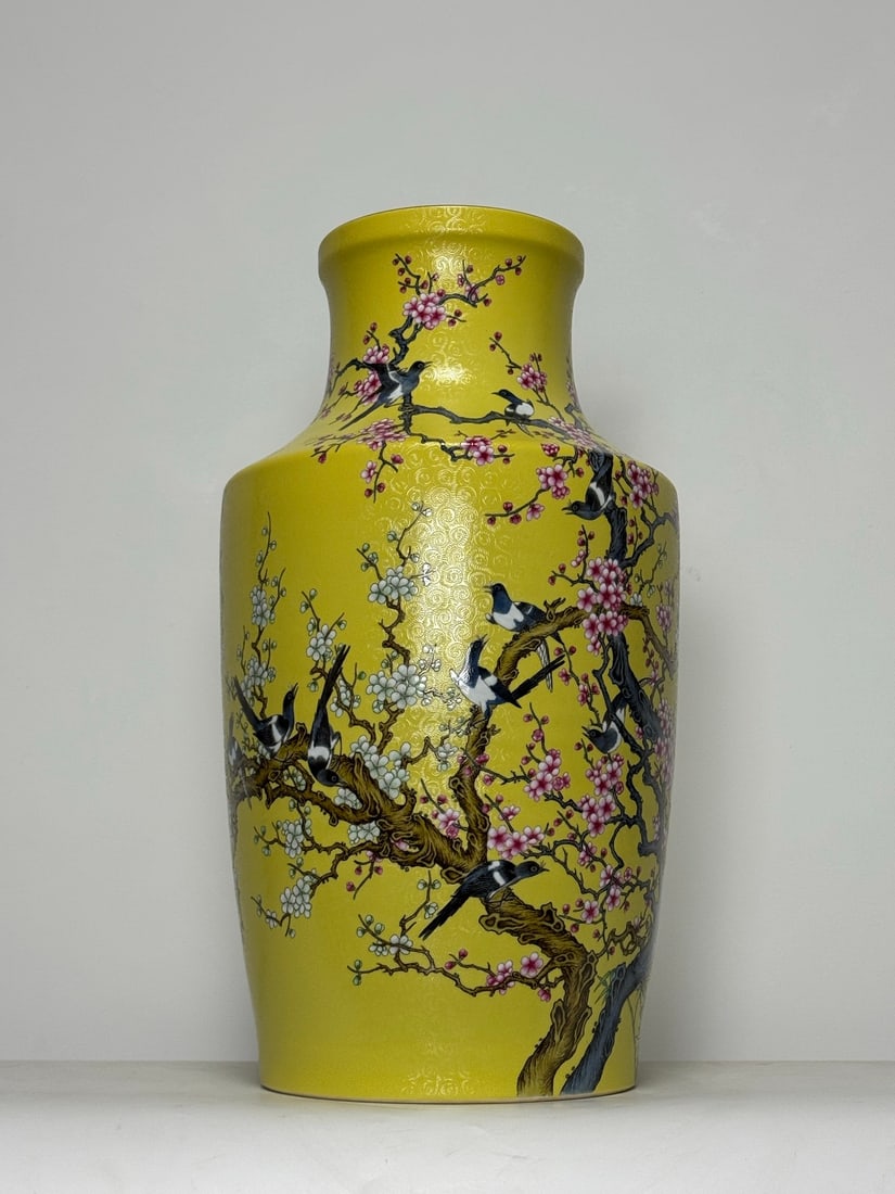 A Huge Yellow Ground Famille-Rose Flower and Bird Pattern Vase: A Huge Yellow Ground Famille-Rose Flower and Bird Pattern Vase,Qing Dynasty,China,Qianlong Six-character Mark,Size:23.6inx13.4in 黄地粉彩花鸟纹瓶,ߑ