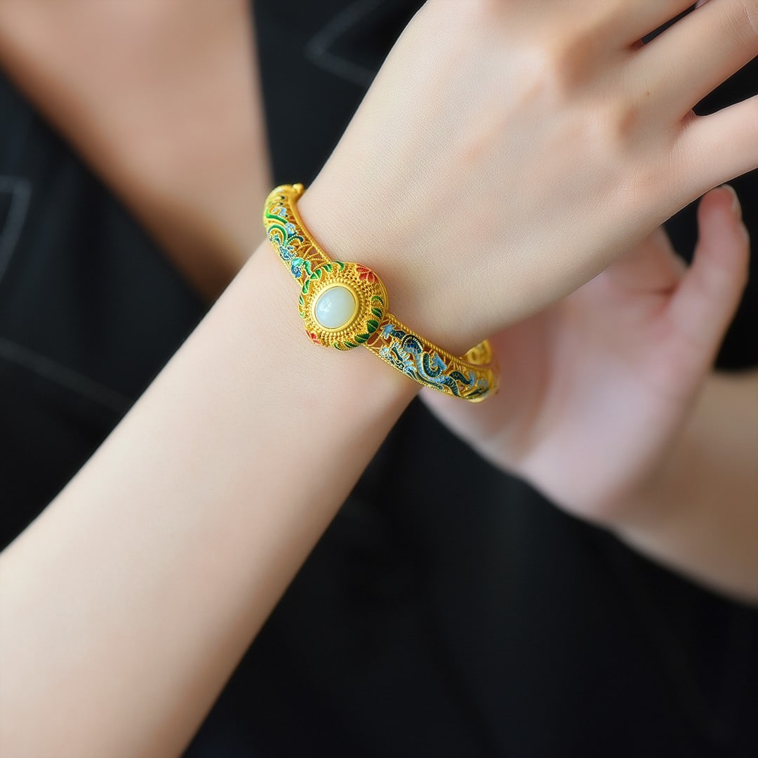 An Exquisite Sterling Silver-Gold Plated Inlaid White Jade Bracelet: An Exquisite Sterling Silver-Gold Plated Inlaid White Jade Bracelet 纯银镀金镶白玉手镯