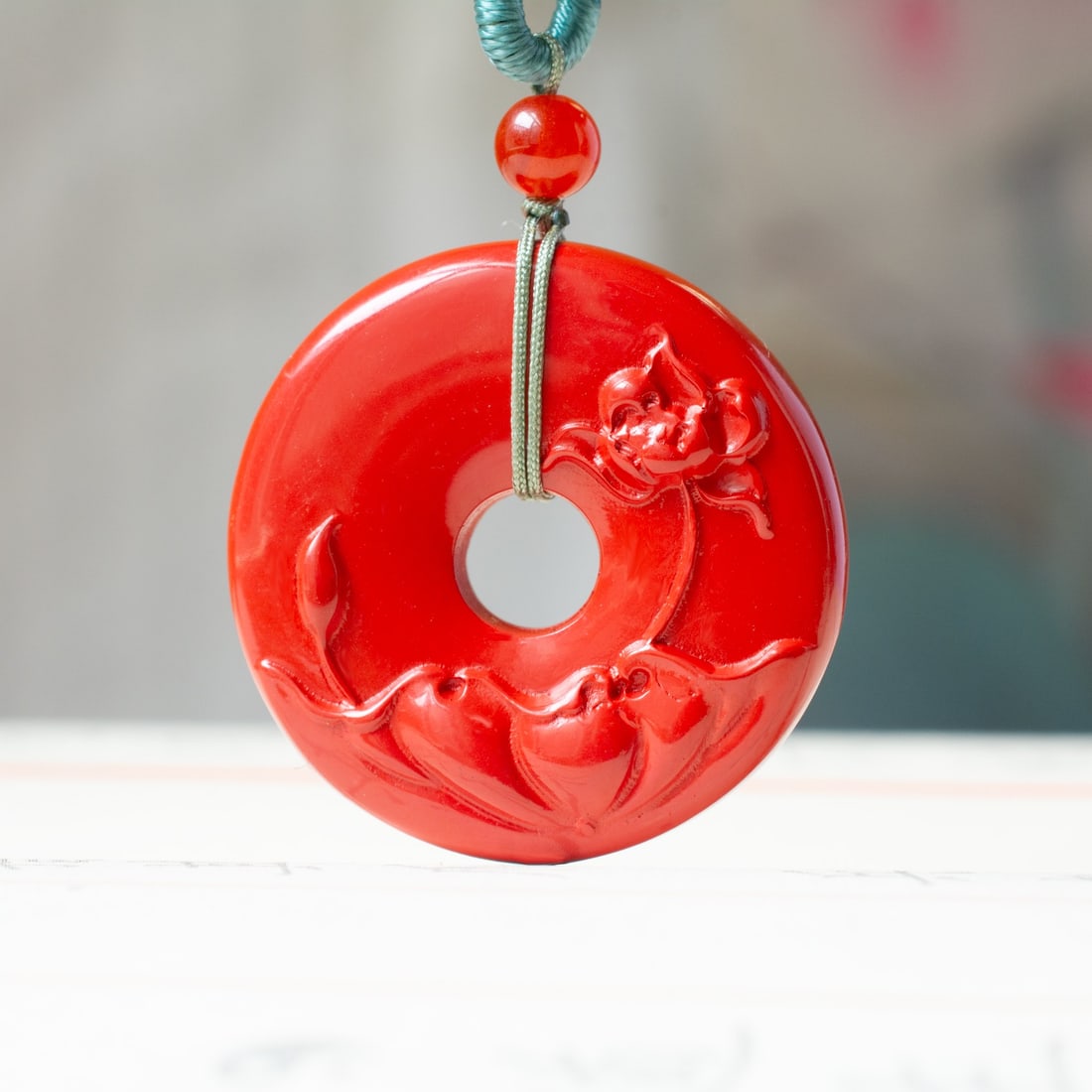 An Exquisite Cinnabar Lotus Pattern Pendant - 3