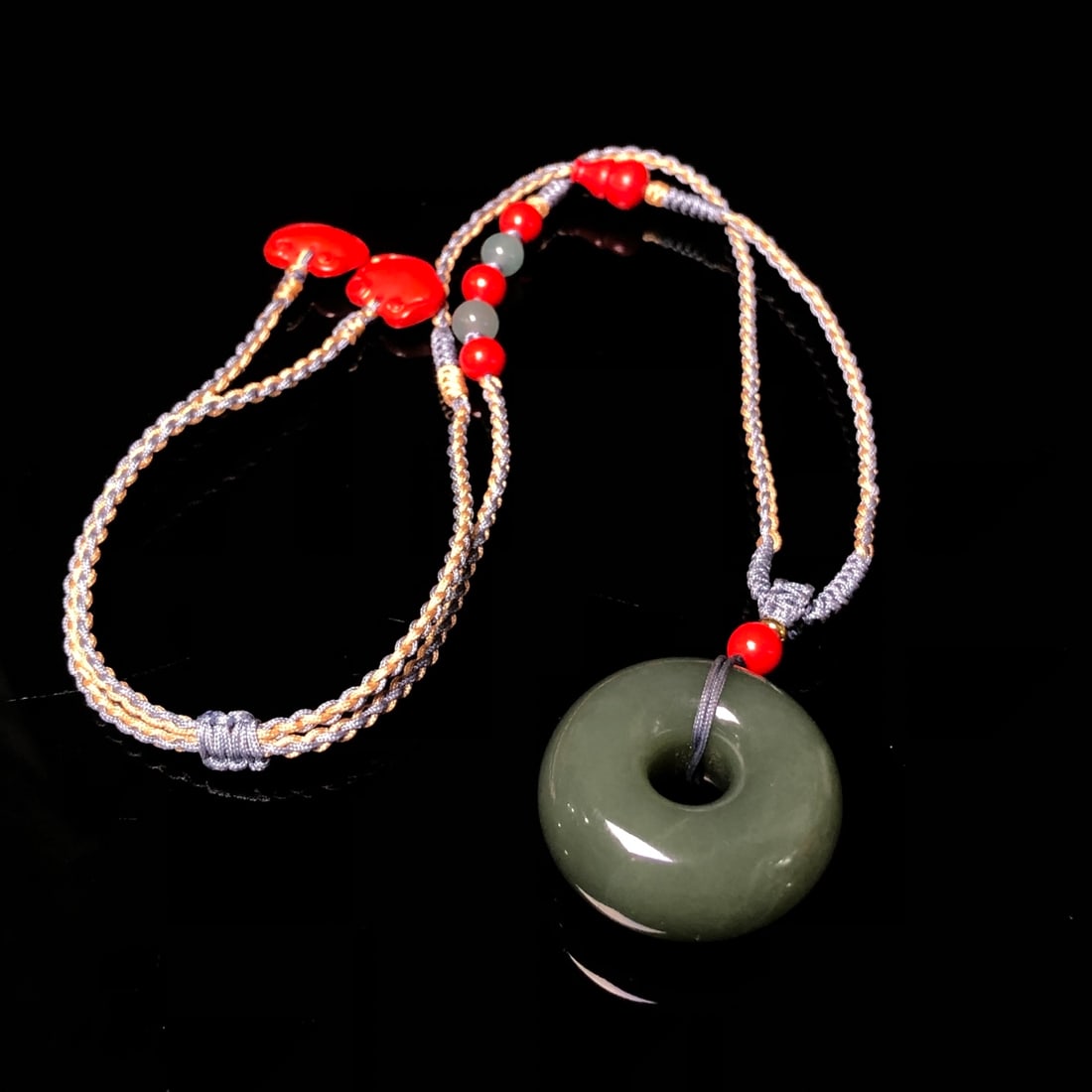 An Exquisite Jasper Pendant - 4