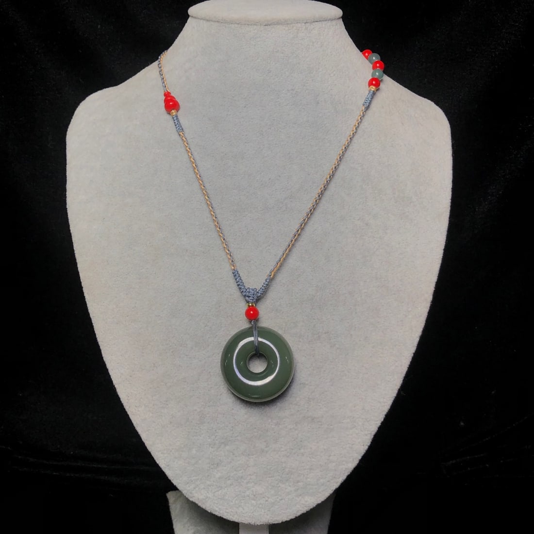 An Exquisite Jasper Pendant - 5