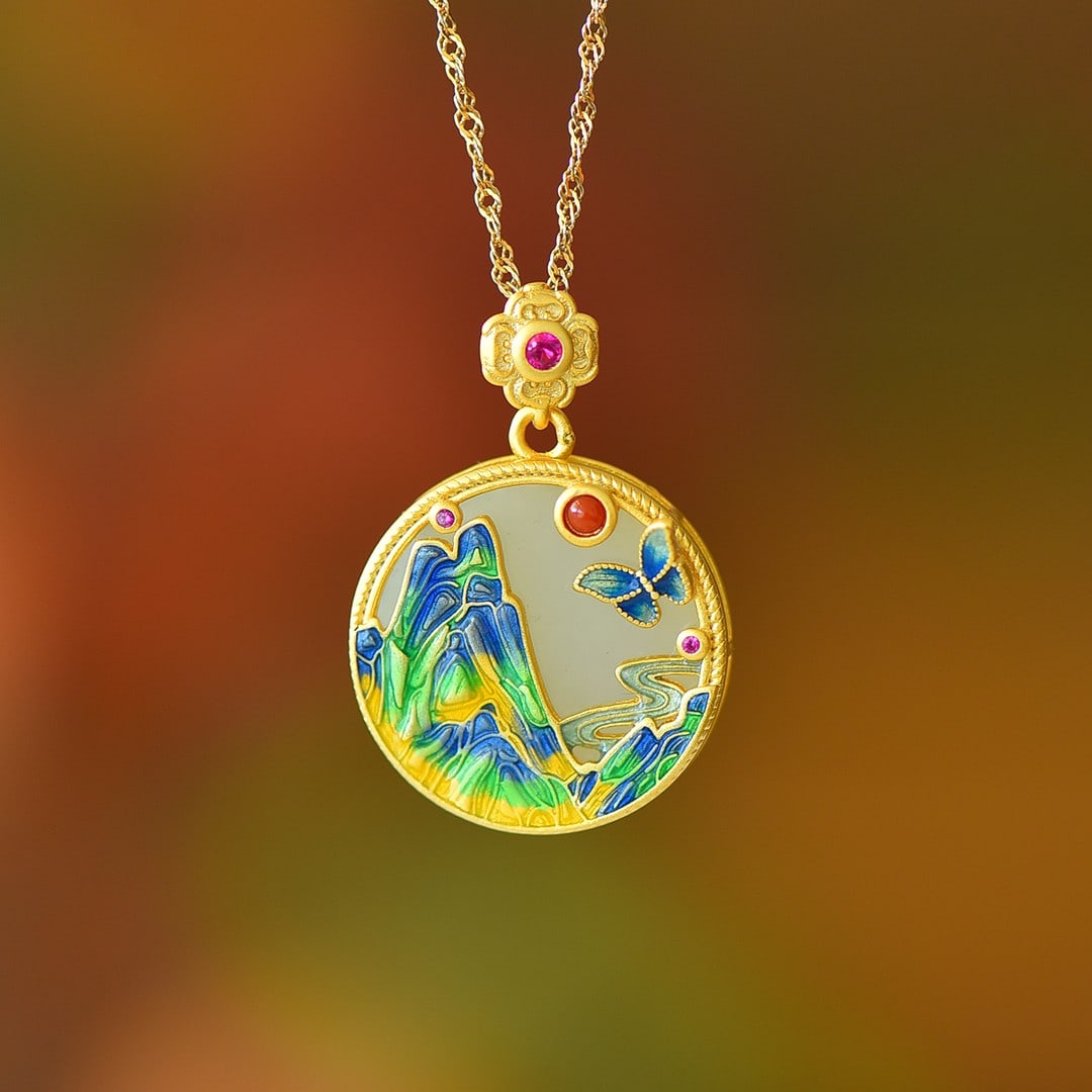 An Exquisite Sterling Silver-Gold Plated Inlaid White Jade Pendant: An Exquisite Sterling Silver-Gold Plated Inlaid White Jade Pendant,Size:0.7inx0.7in 纯银镀金镶白玉吊坠