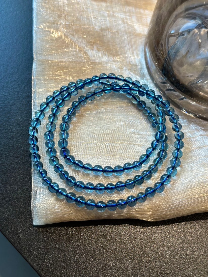An Exquisite Aquamarine Bracelet: An Exquisite Aquamarine Bracelet,Size:0.2in,Weight:17.4g 海蓝宝手串