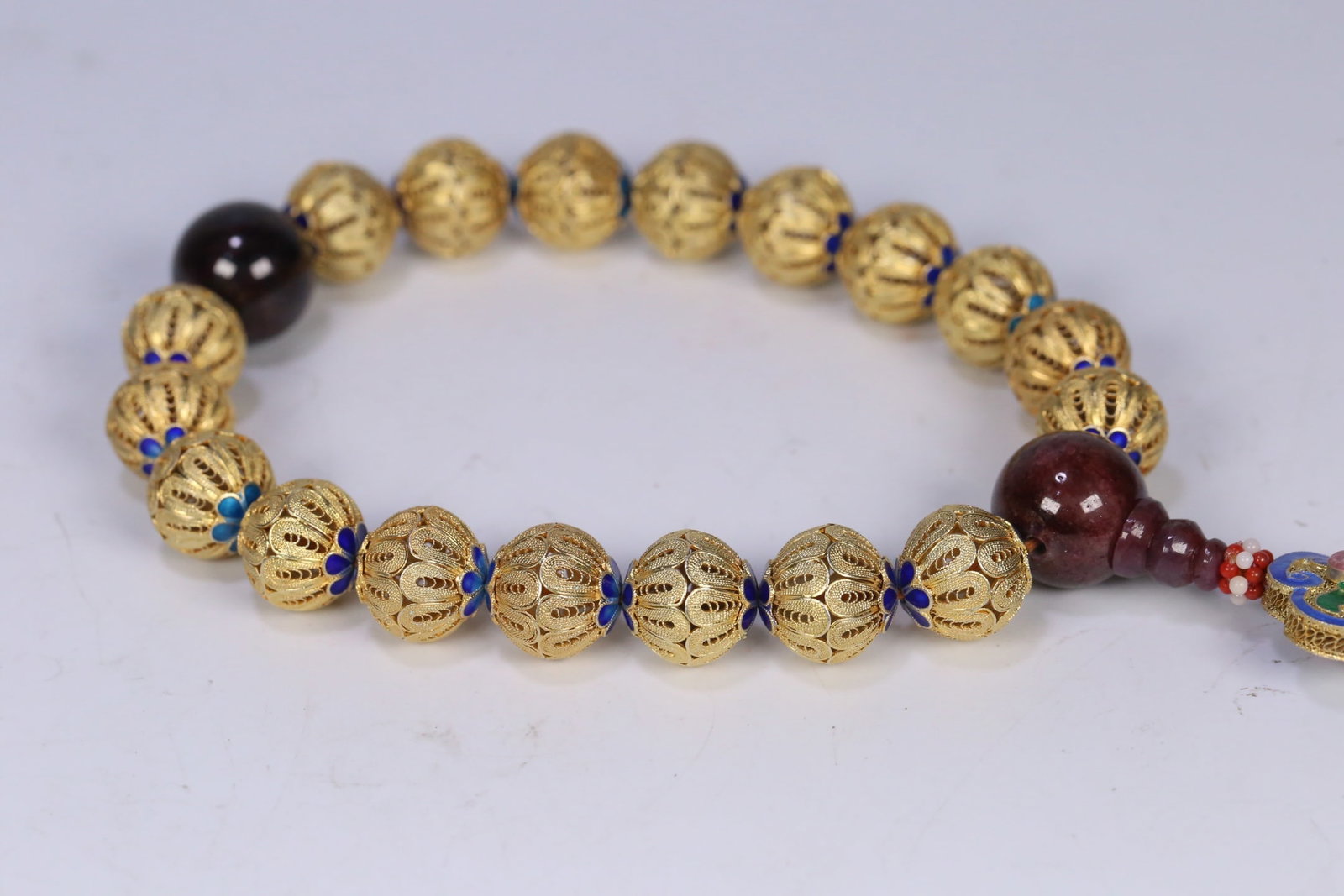 An Exquisite Gilt Silver Bracelets - 2