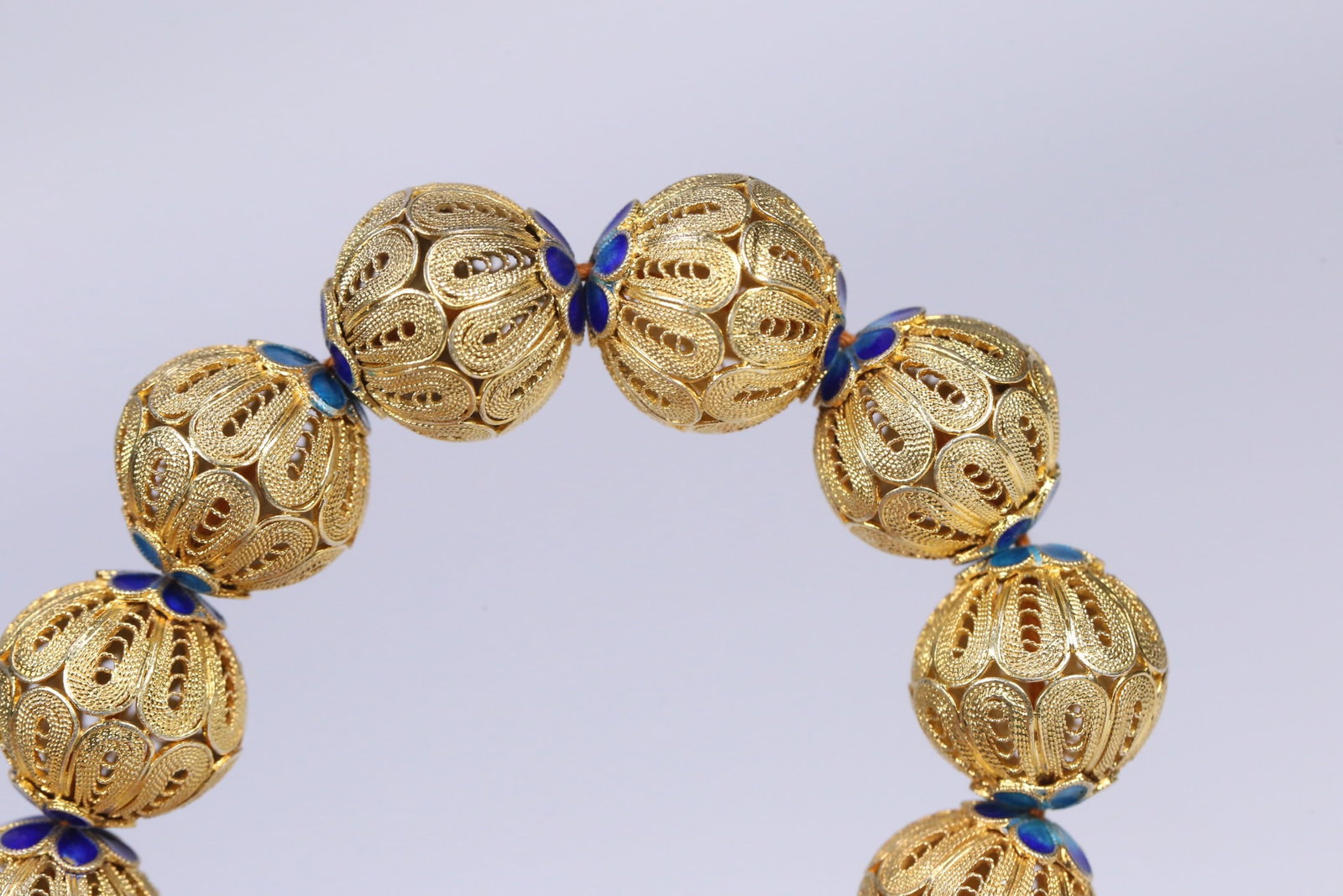 An Exquisite Gilt Silver Bracelets - 6