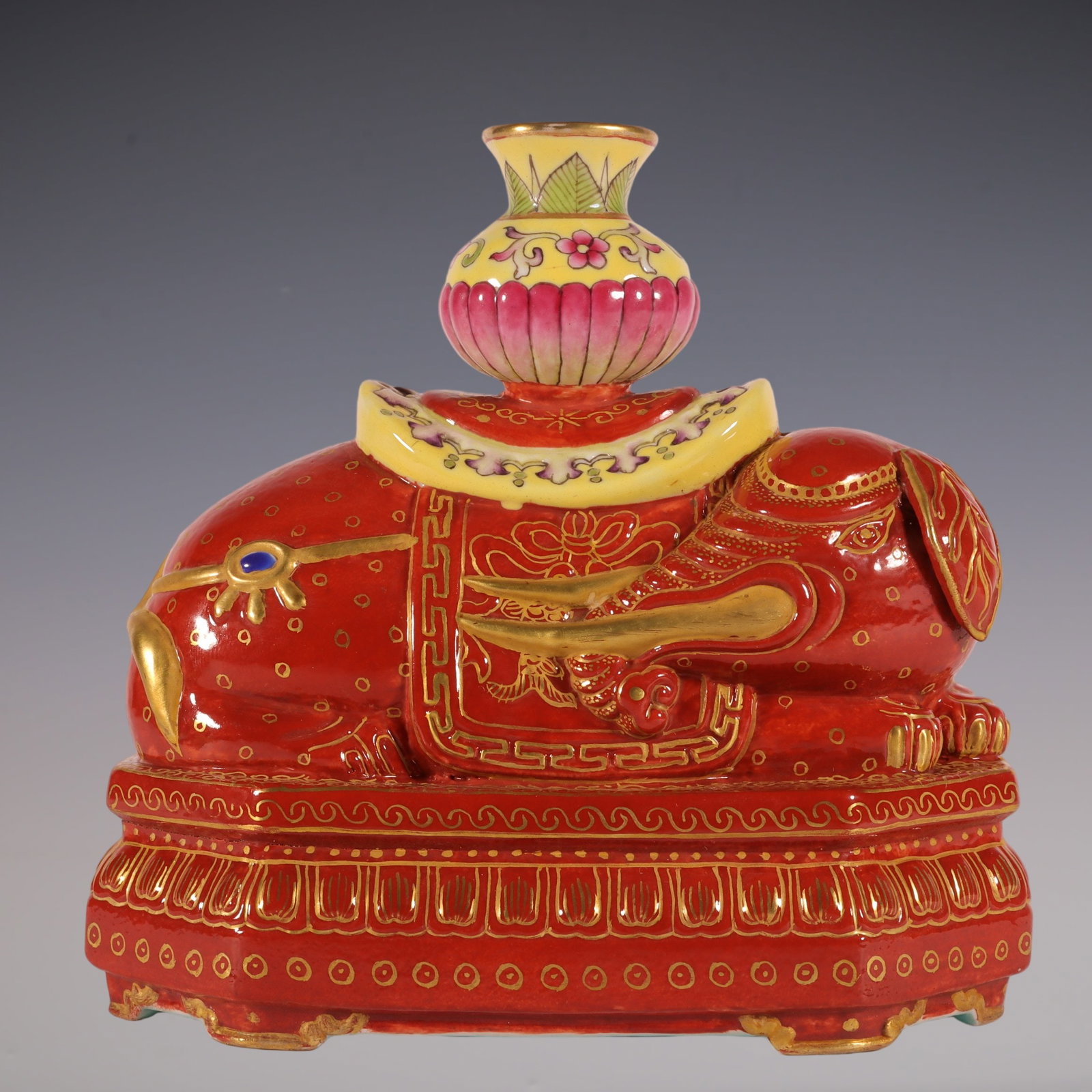 An Exquisite Enamel Iron-Red Painted Gold Elephant Ornament: An Exquisite Enamel Iron-Red Painted Gold Elephant Ornament Qing Dynasty, China Qianlong Six-character Mark